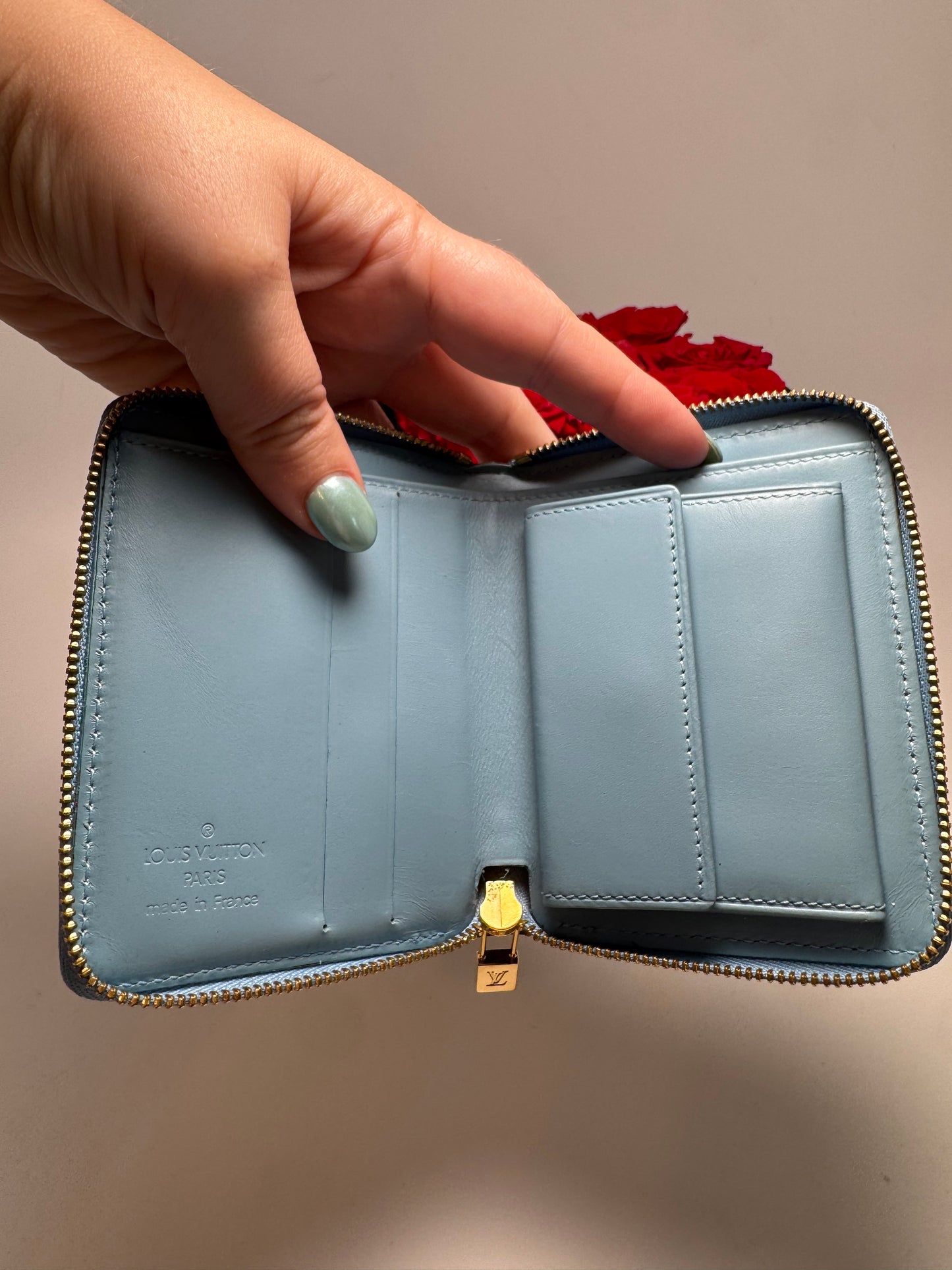 Louis Vuitton Green Vernis Zippy Compact Wallet W/ Blue Leather Interior