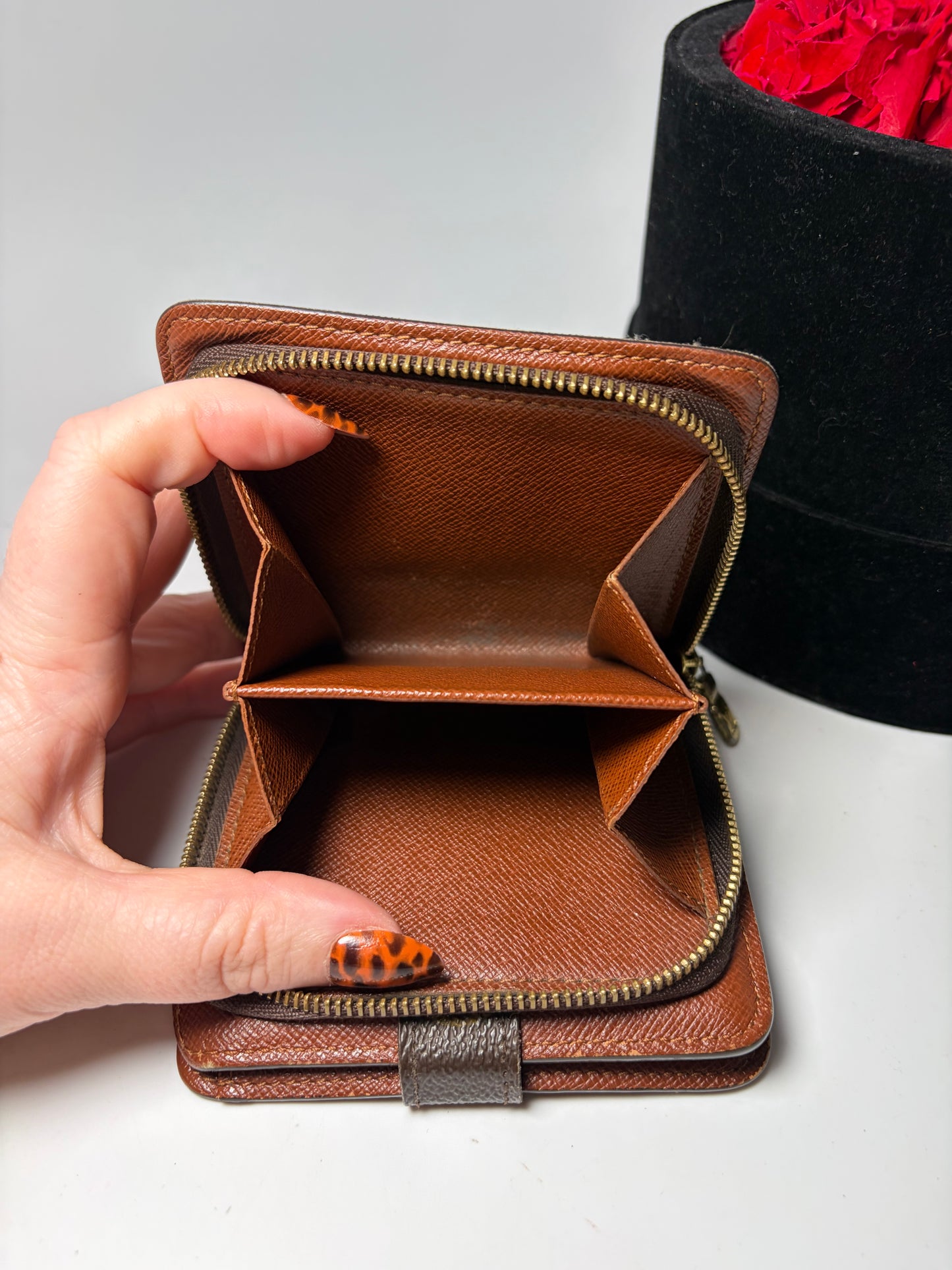 Louis Vuitton Monogram Zippy Compact Wallet Date code