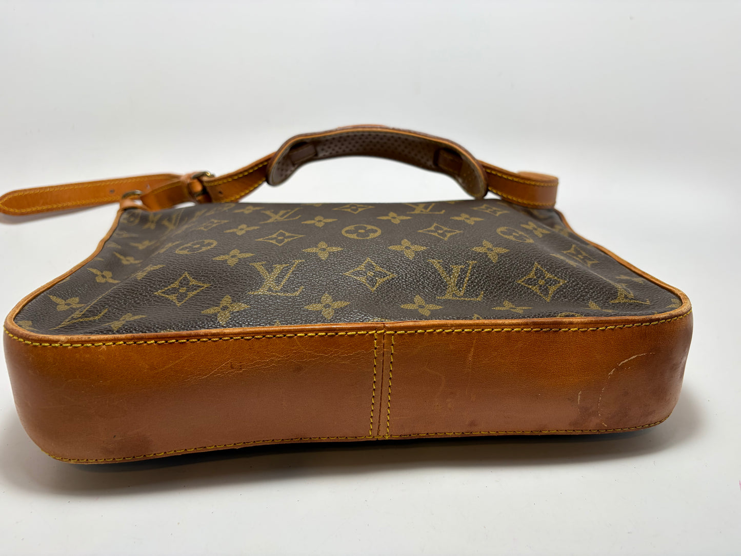 Louis Vuitton Vintage Boulogne 30 Monogram Shoulder Bag