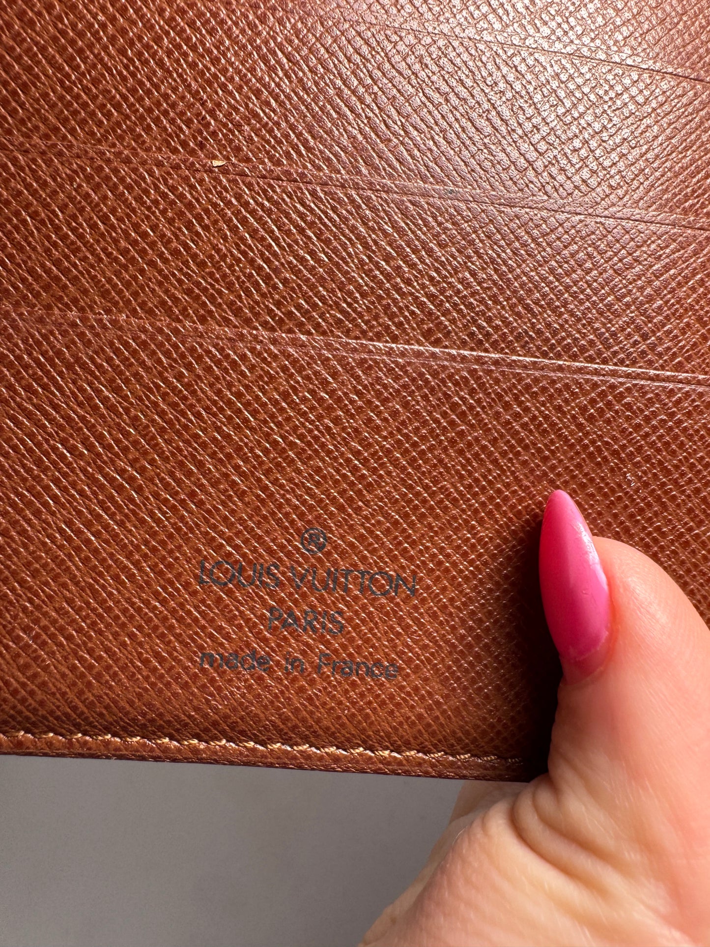 Louis Vuitton Porte Papier Wallet/Passport Holder in Monogram Made in France January 2001