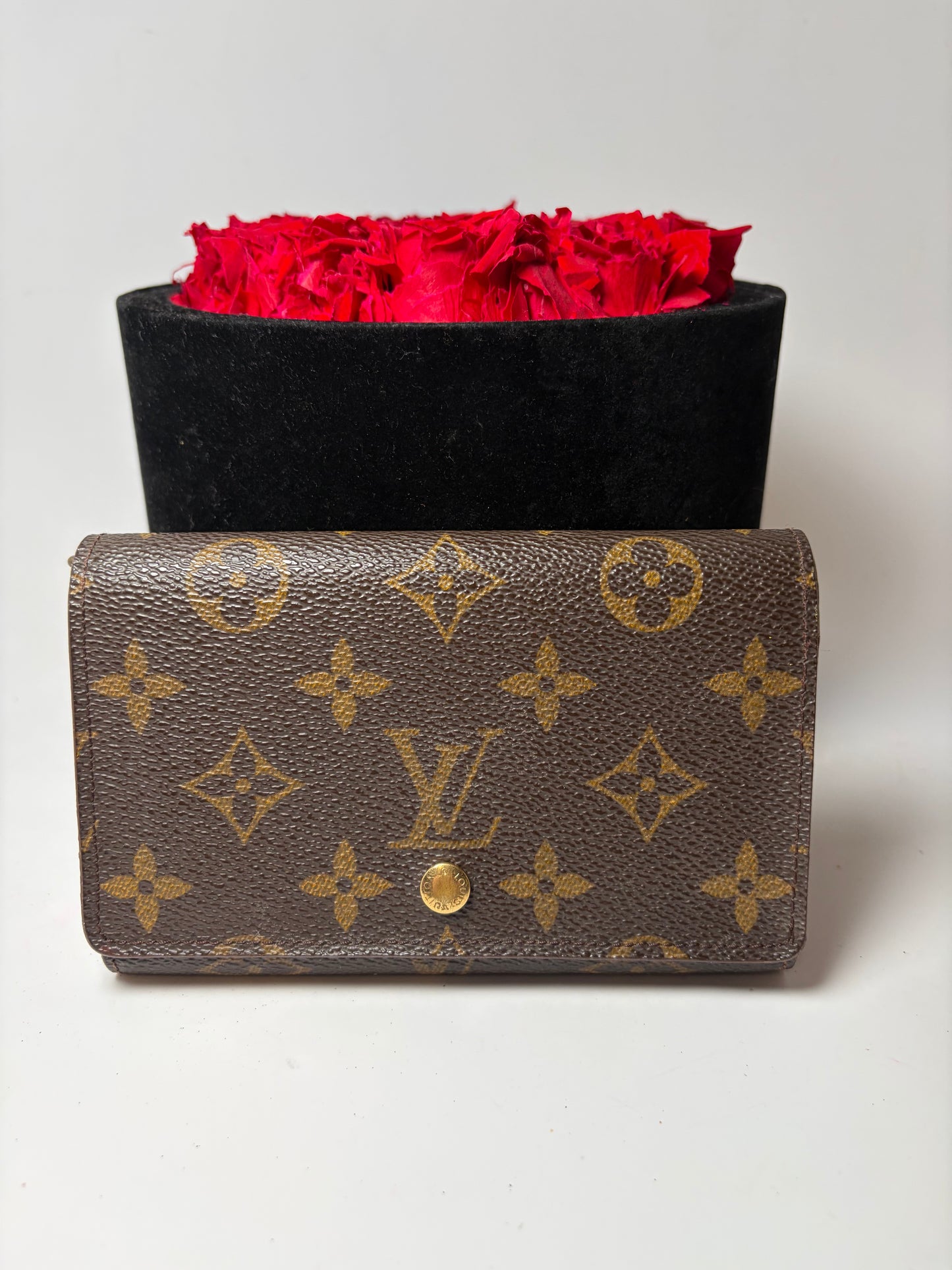 Louis Vuitton Porte Monnaie Billets Tressor Monogram Wallet