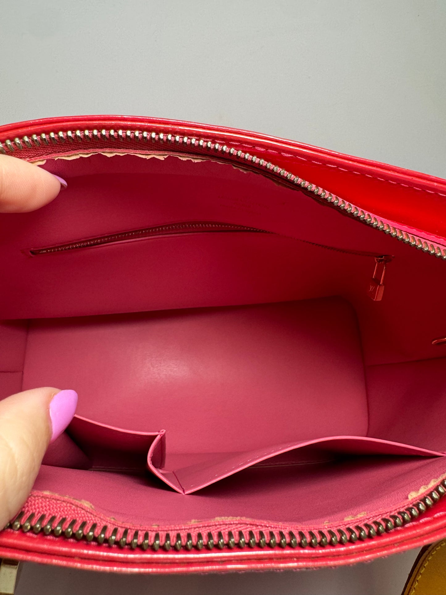 Louis Vuitton Houston Hand Bag Vernis Leather Hot Pink/Raspberry