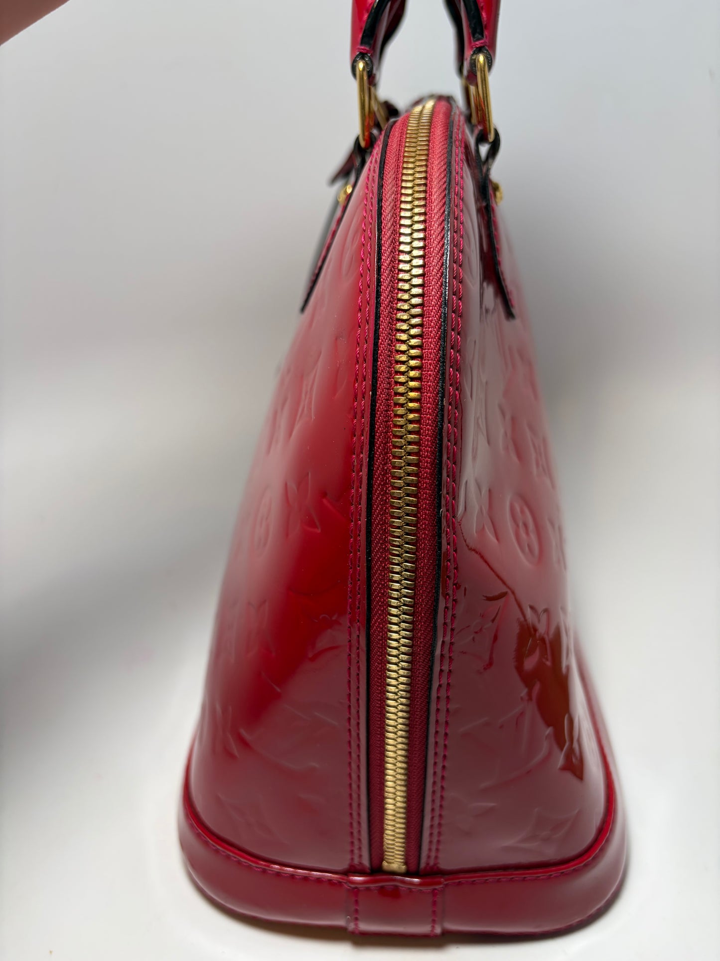 Louis Vuitton Alma PM Vernis Rose 🌹 Red