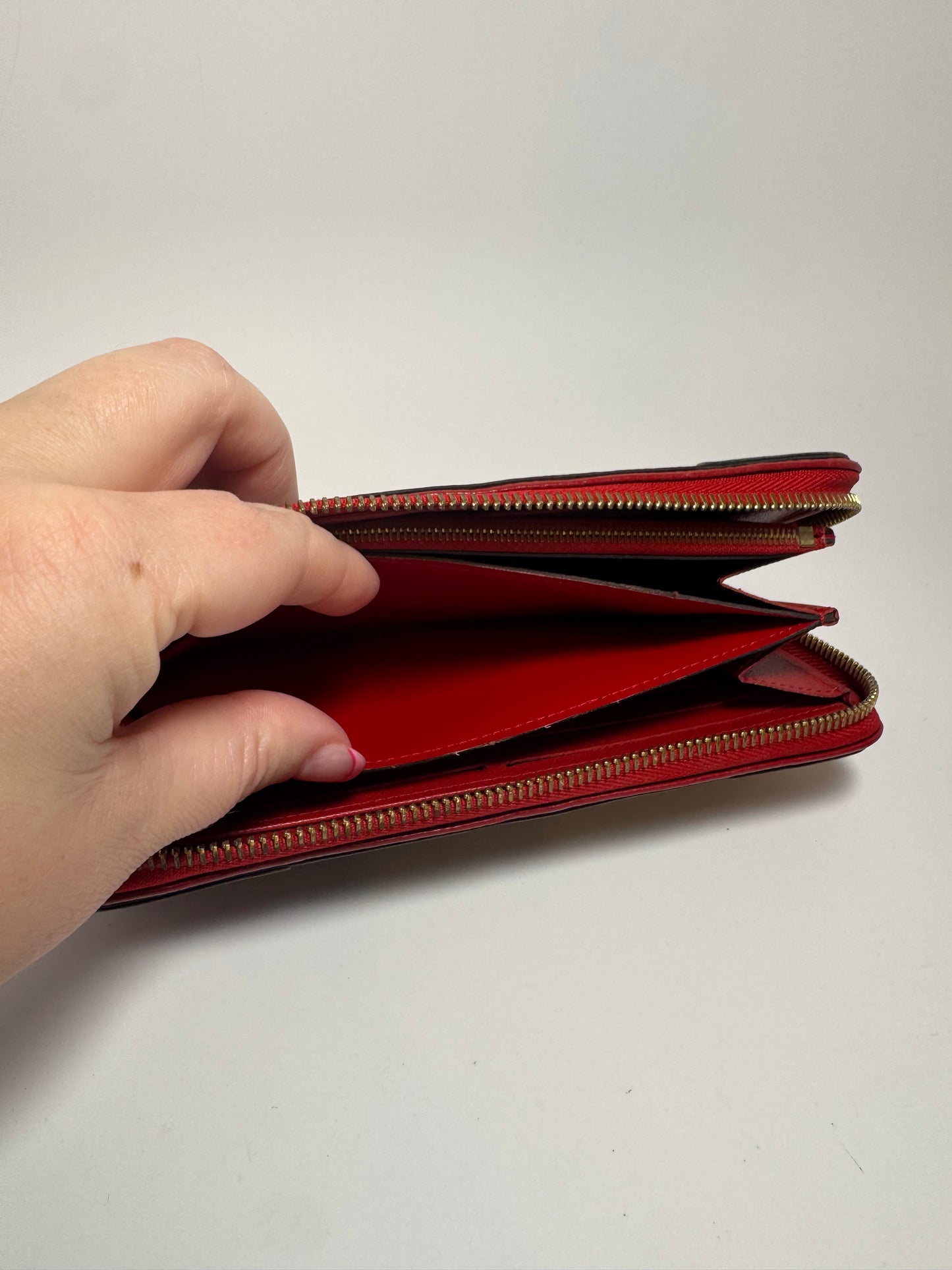 Louis Vuitton Retiro Zippy Wallet in Cerise Red Monogram
