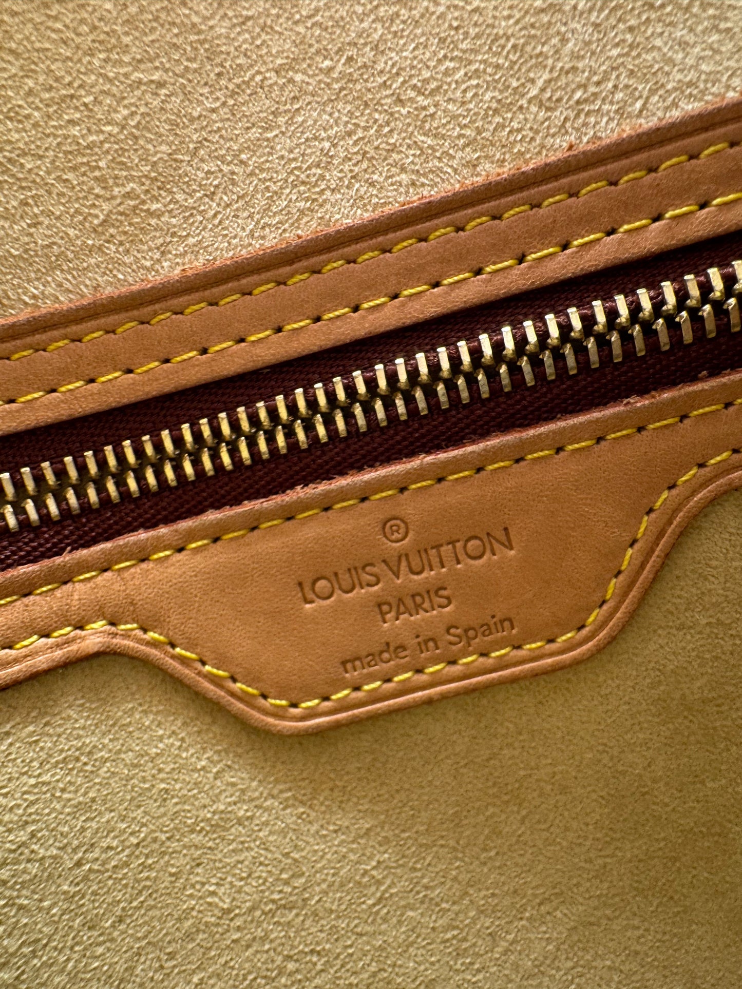 Louis Vuitton Looping GM Monogram