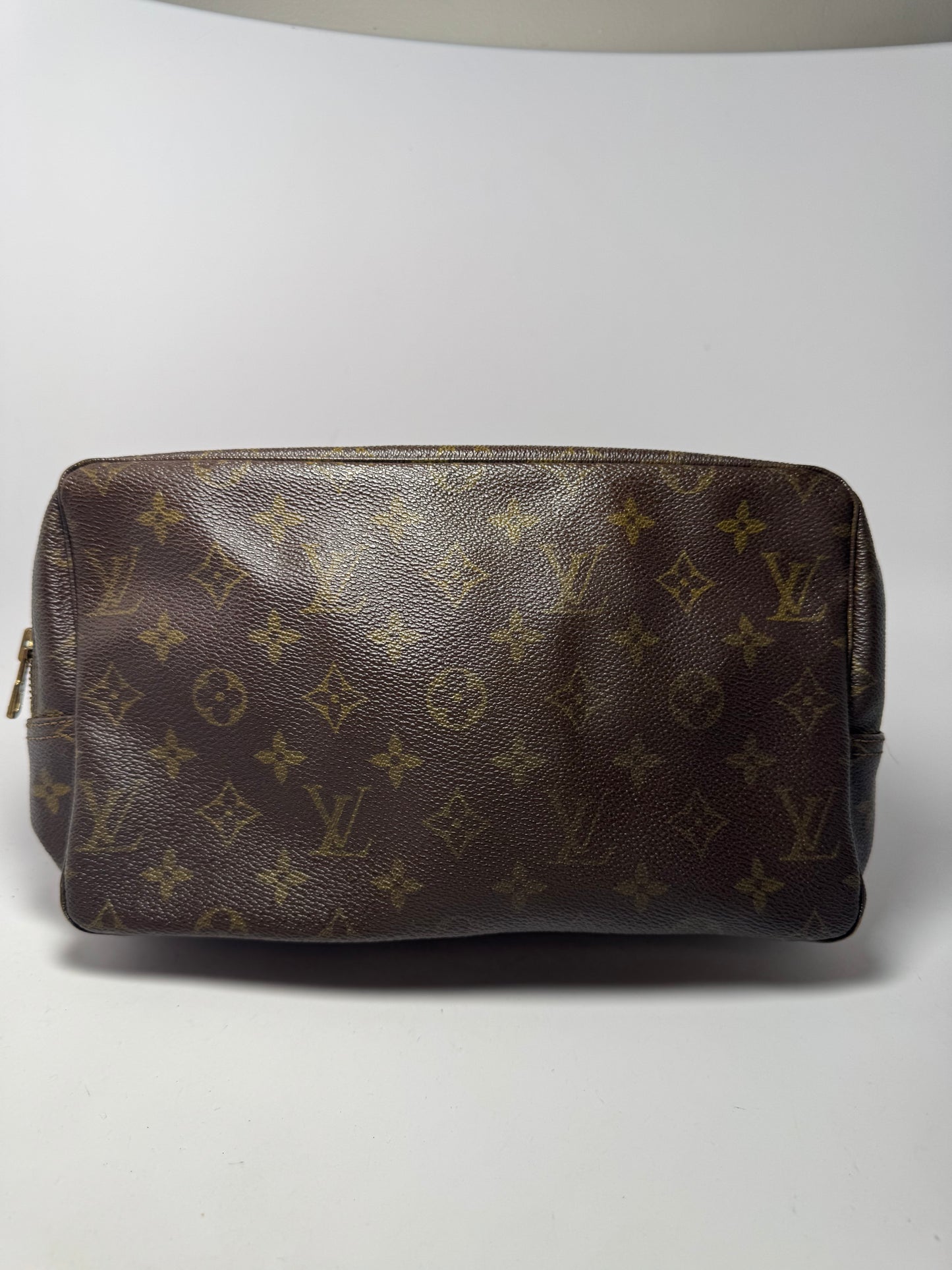 Louis Vuitton Trousse 28 Toiletry Bag Monogram