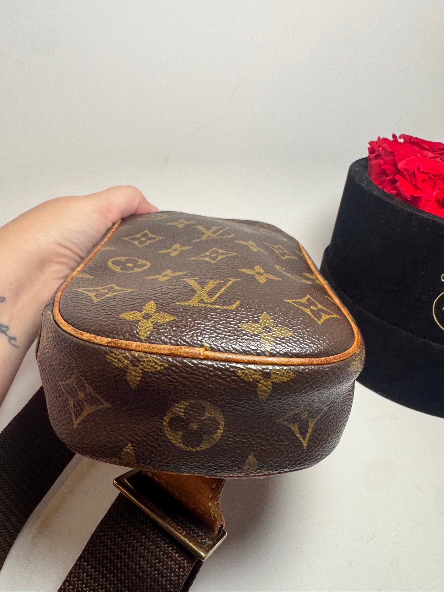 Louis Vuitton Pochette Gange Bum Bag Sling Bag Monogram Canvas