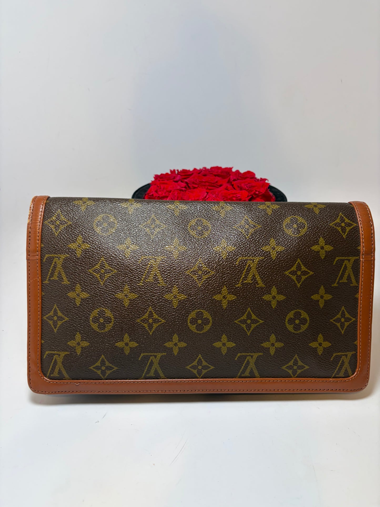 Louis Vuitton Monogram Pochette Dame GM Clutch