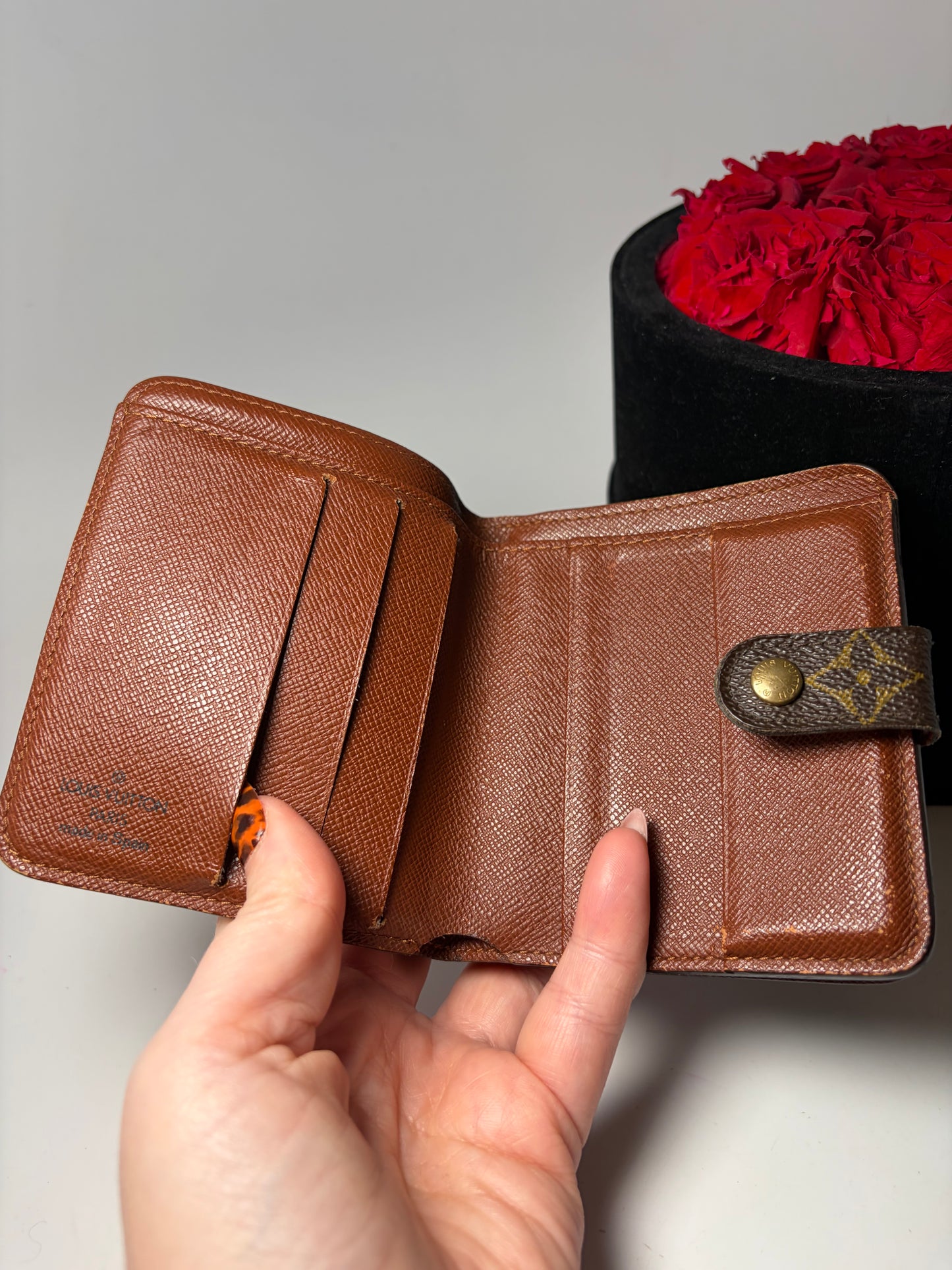 Louis Vuitton Monogram Zippy Compact Wallet Date code