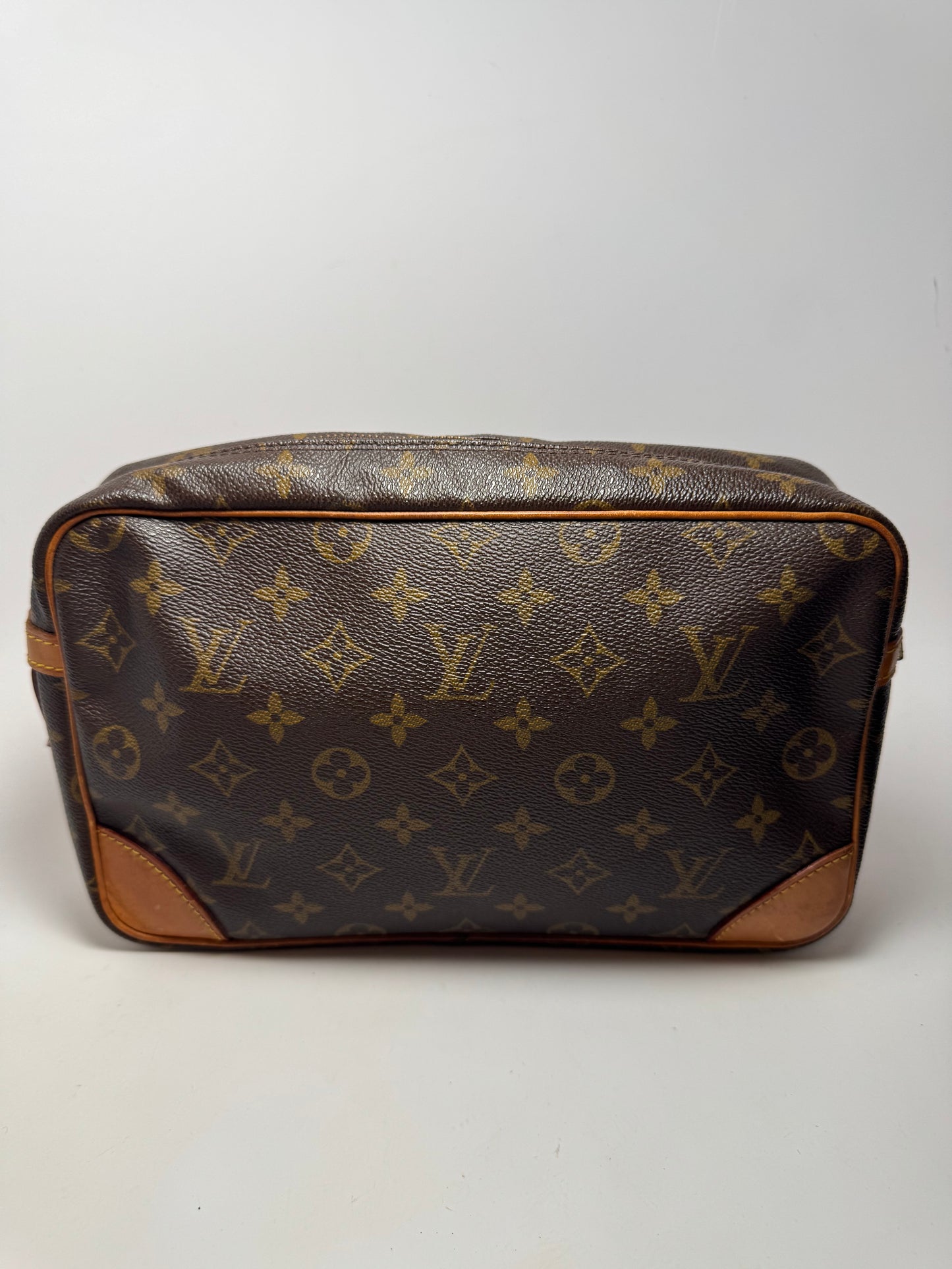 Louis Vuitton Compiegne 28 Monogram Travel Pouch