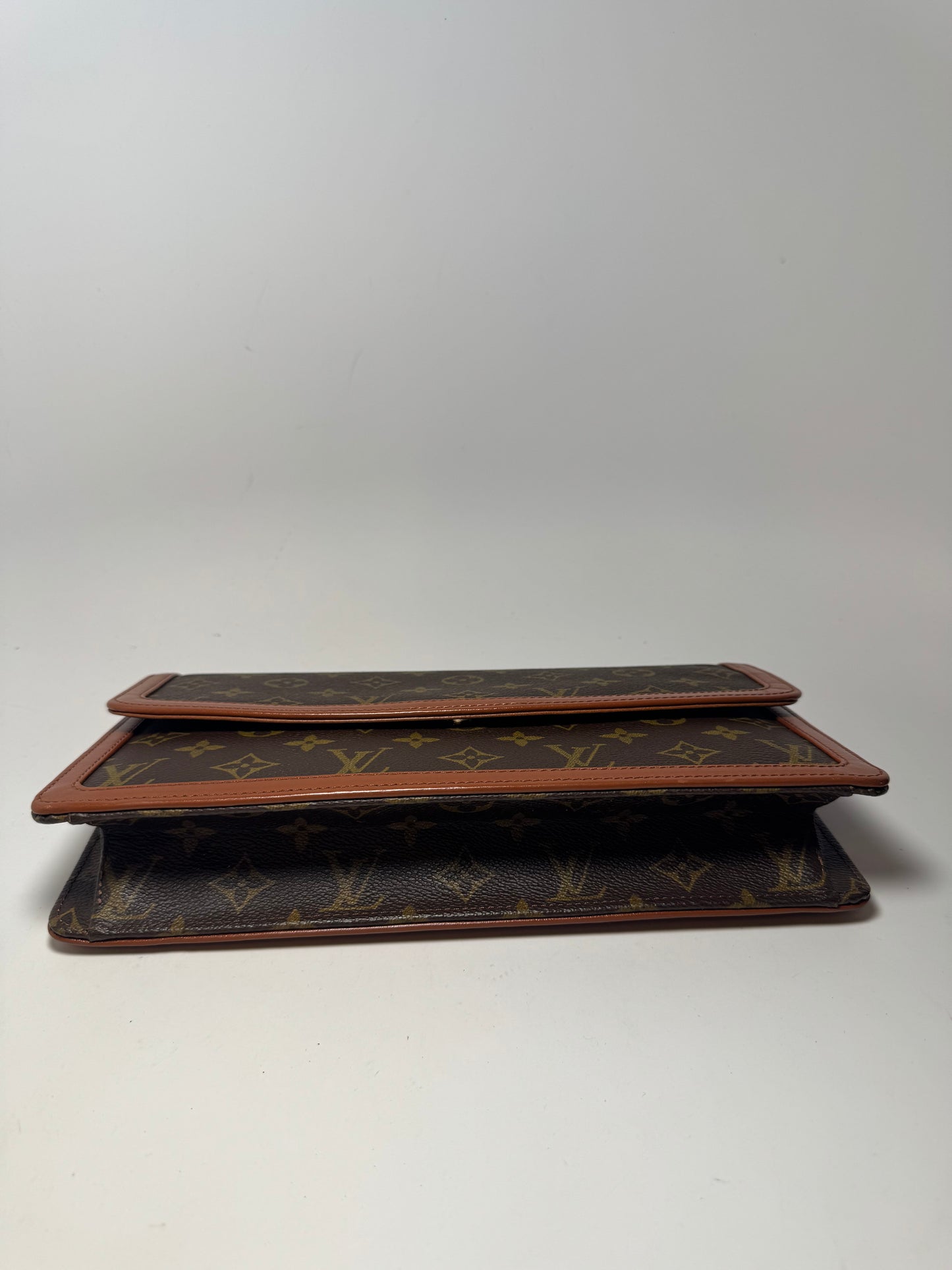 Louis Vuitton Pochette Dame Clutch GM Monogram