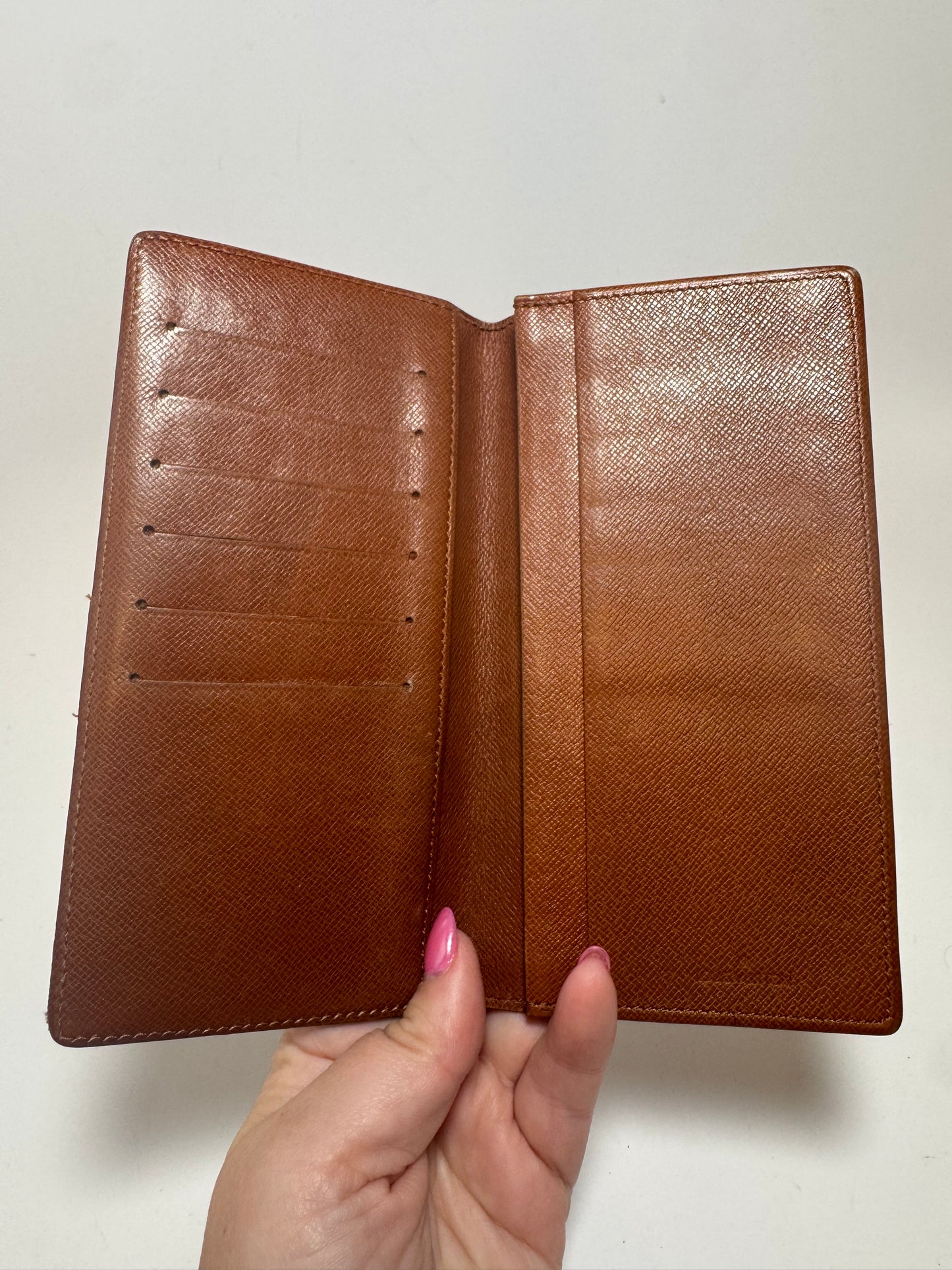 Louis Vuitton Monogram Passport Holder/Slim Wallet