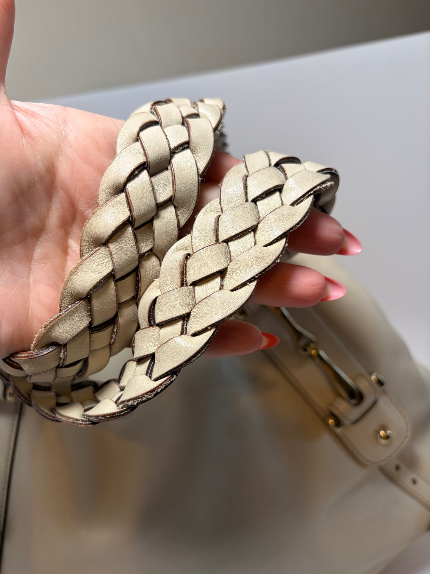 Gucci Pelham Shoulder Bag Ivory Leather w/Braided Handle