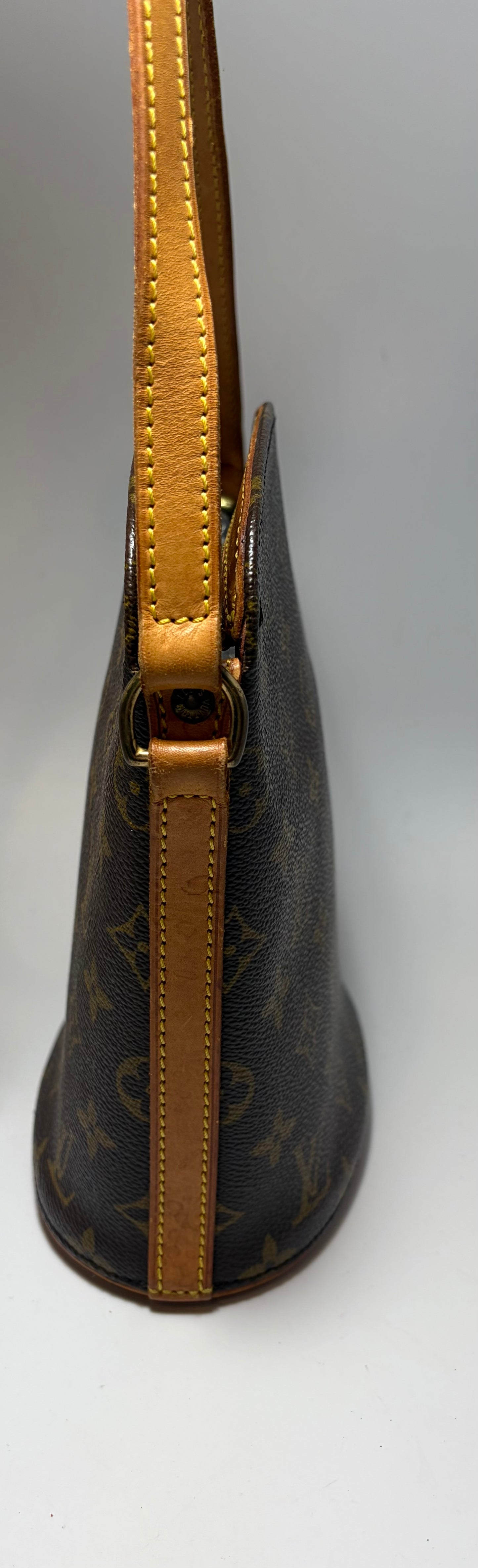 Louis Vuitton Drout Crossbody/Shoulder Bag