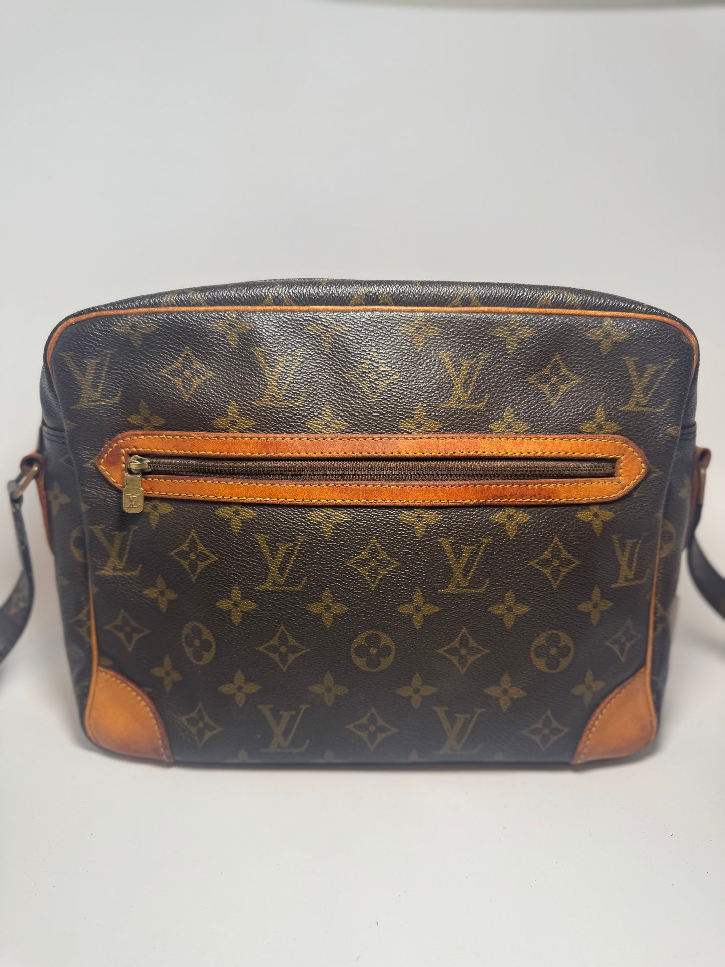 Louis Vuitton Potomac Vintage Messenger Bag Monogram Luxury- Pre Date Code