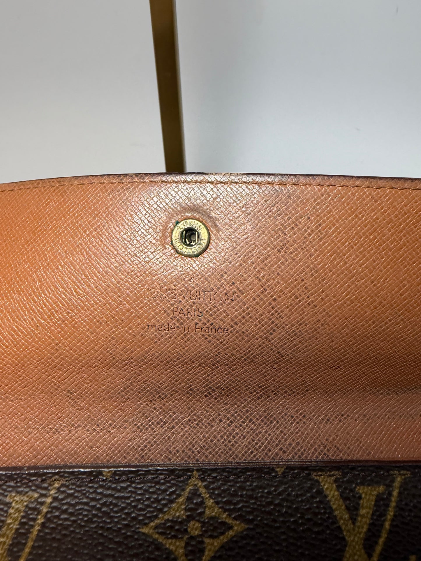 Louis Vuitton Sarah Porte Tressor International Trifold Monogram Wallet