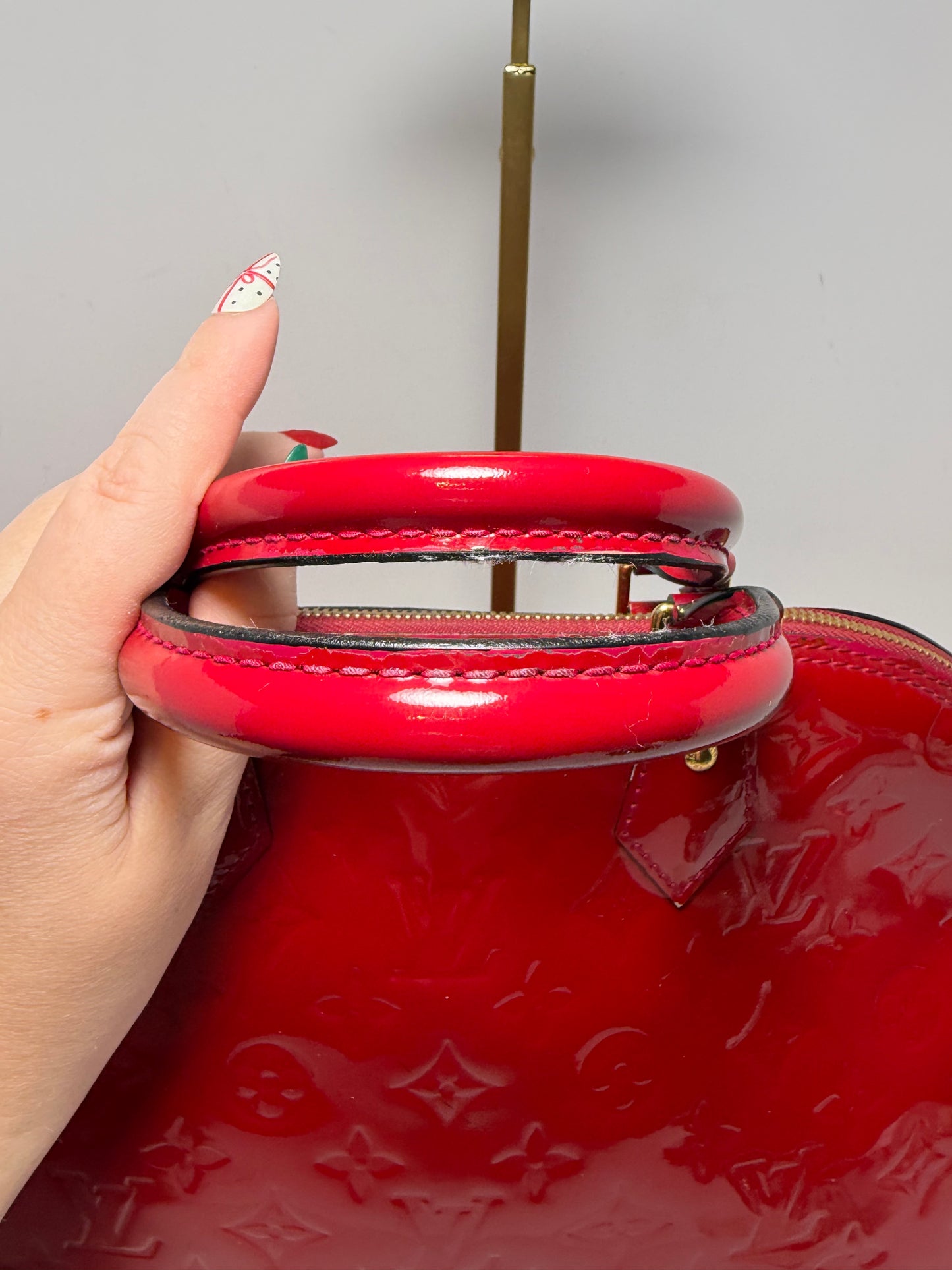 Louis Vuitton Alma PM Vernis Rose 🌹 Red