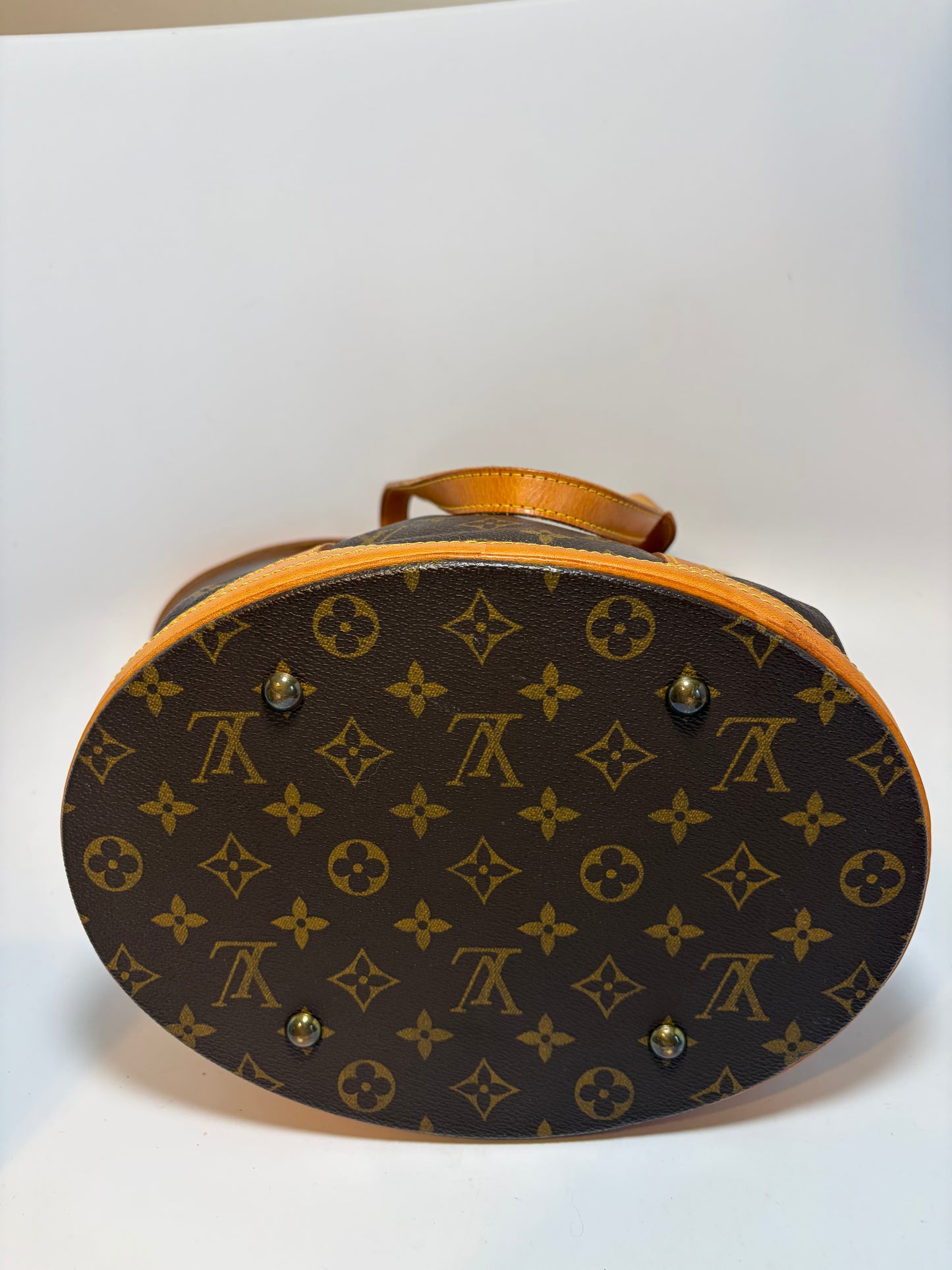 Louis Vuitton Bucket GM Monogram Tote