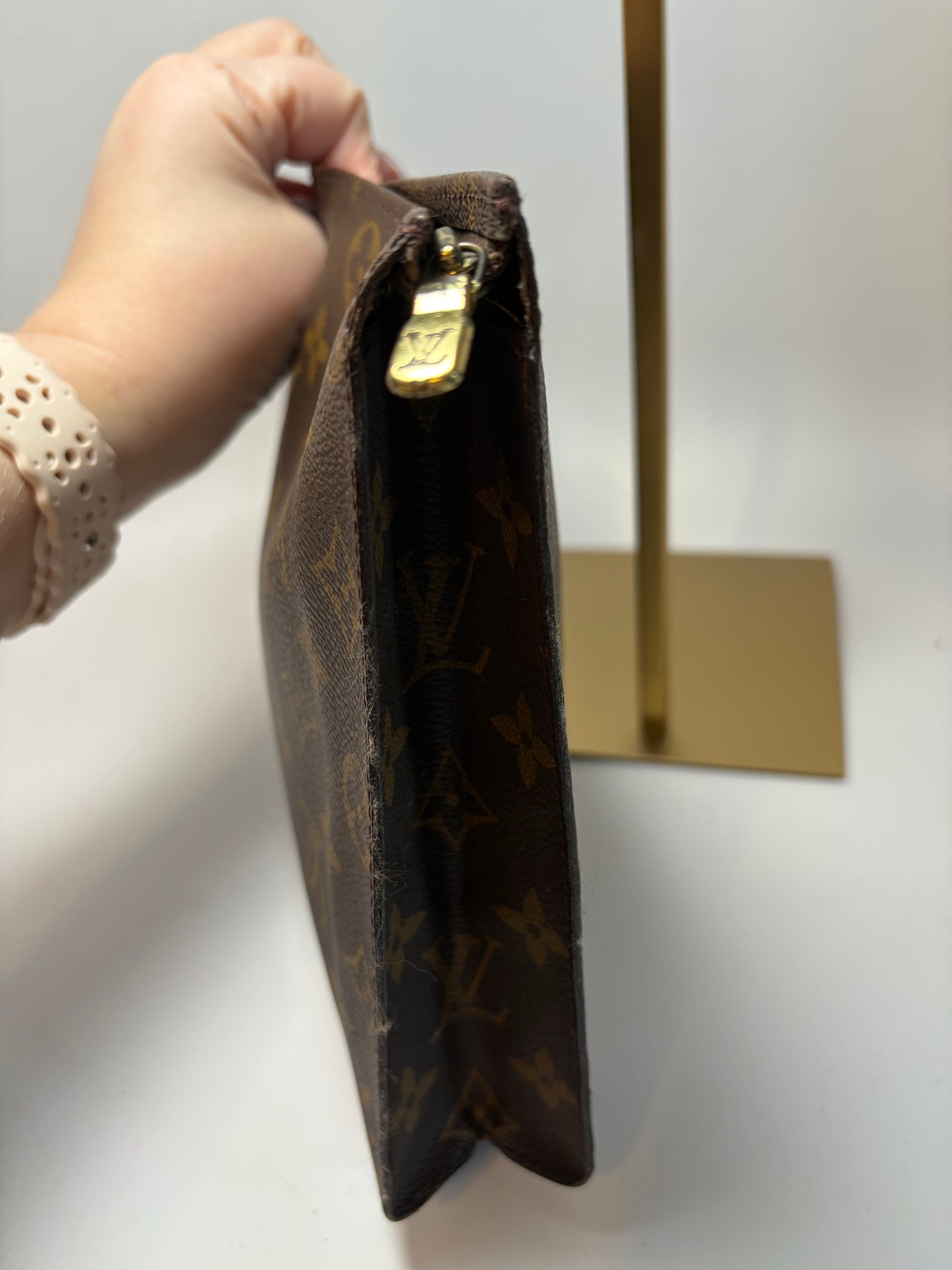 Louis Vuitton Toiletry Pouch 26, Made in France