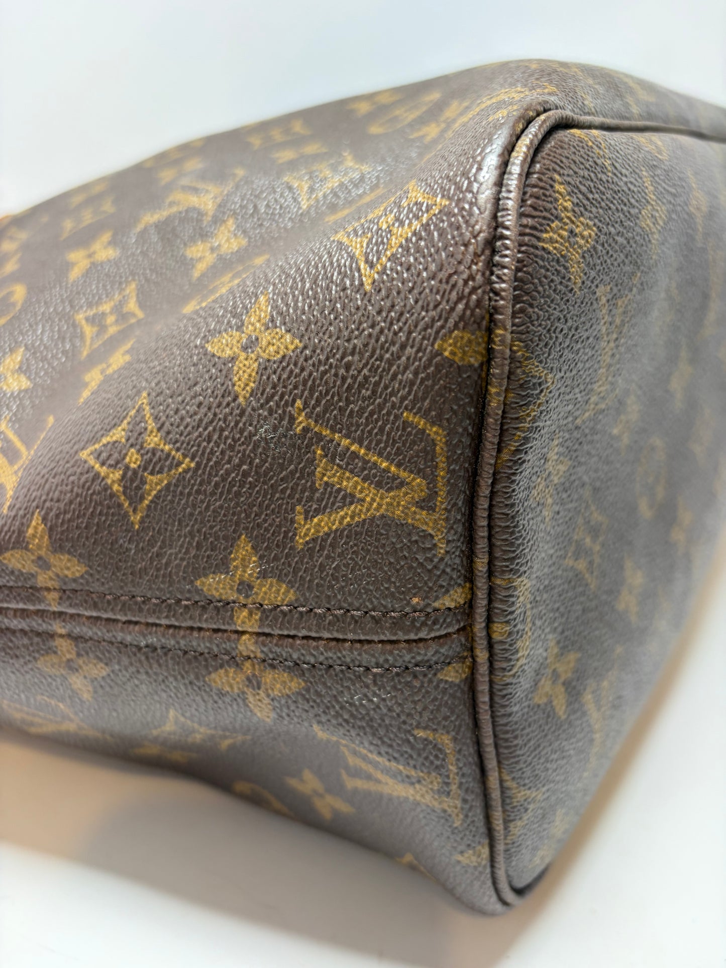 Louis Vuitton Monogram Neverfull MM Tote