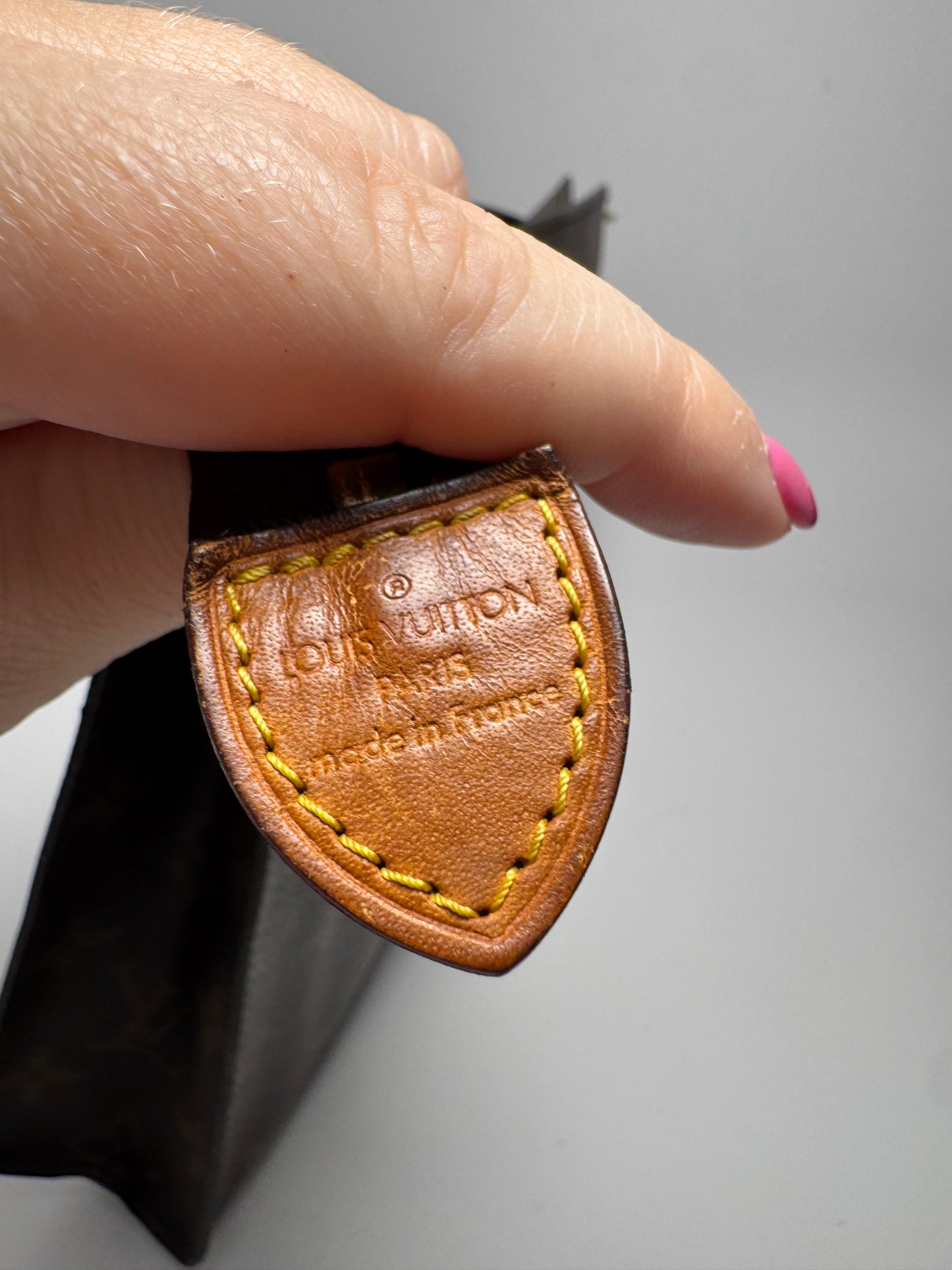 Louis Vuitton Toiletry/Toilette 26 Pouch Monogram Made in France