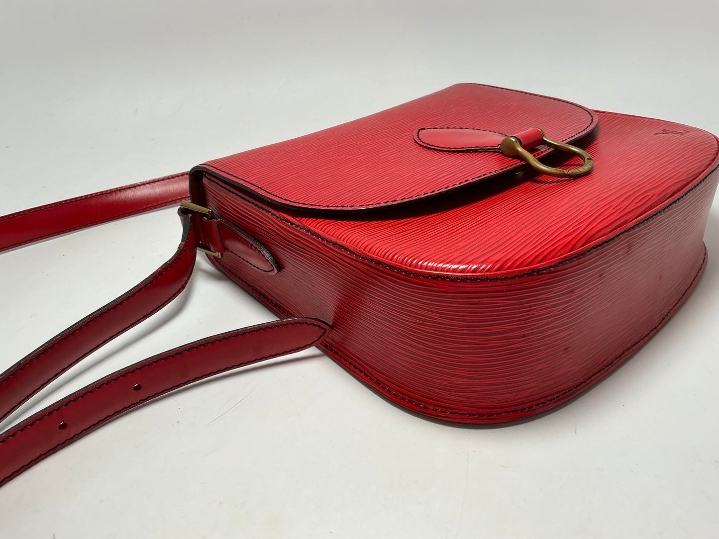 Louis Vuitton Saint Cloud GM Red Epi Leather Crossbody