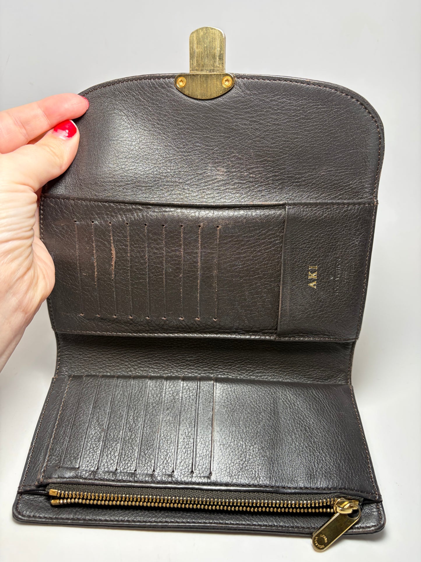 Louis Vuitton Mahina Amelia Wallet Black Leather Monogram Embossed