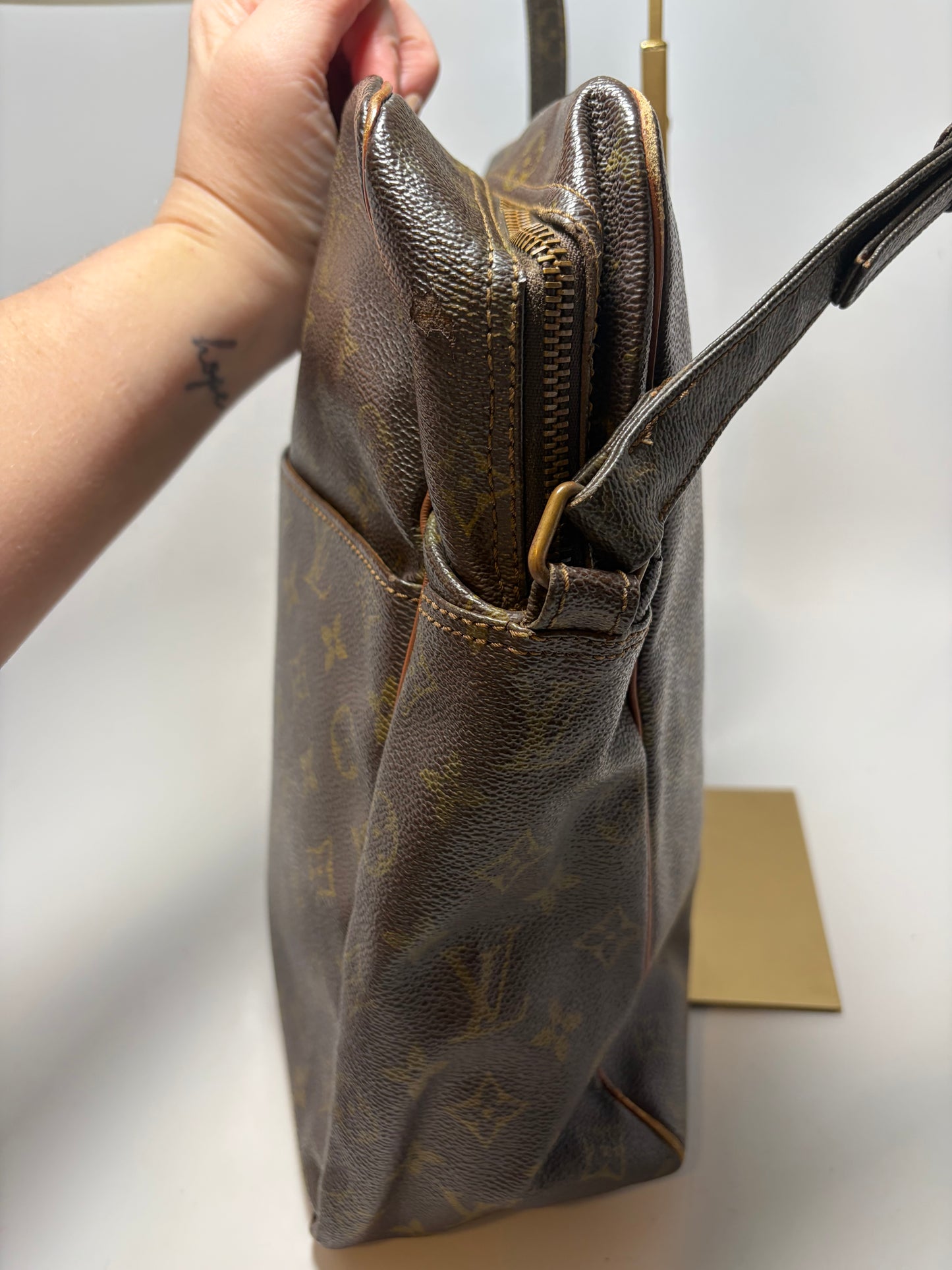 Louis Vuitton Marceau GM Messenger monogram shoulder bag- fair condition