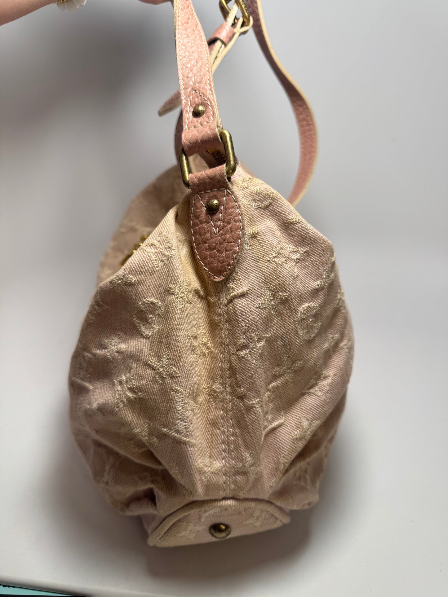 Louis Vuitton Rose Denim Monogram Slightly Shoulder Bag/Crossbody