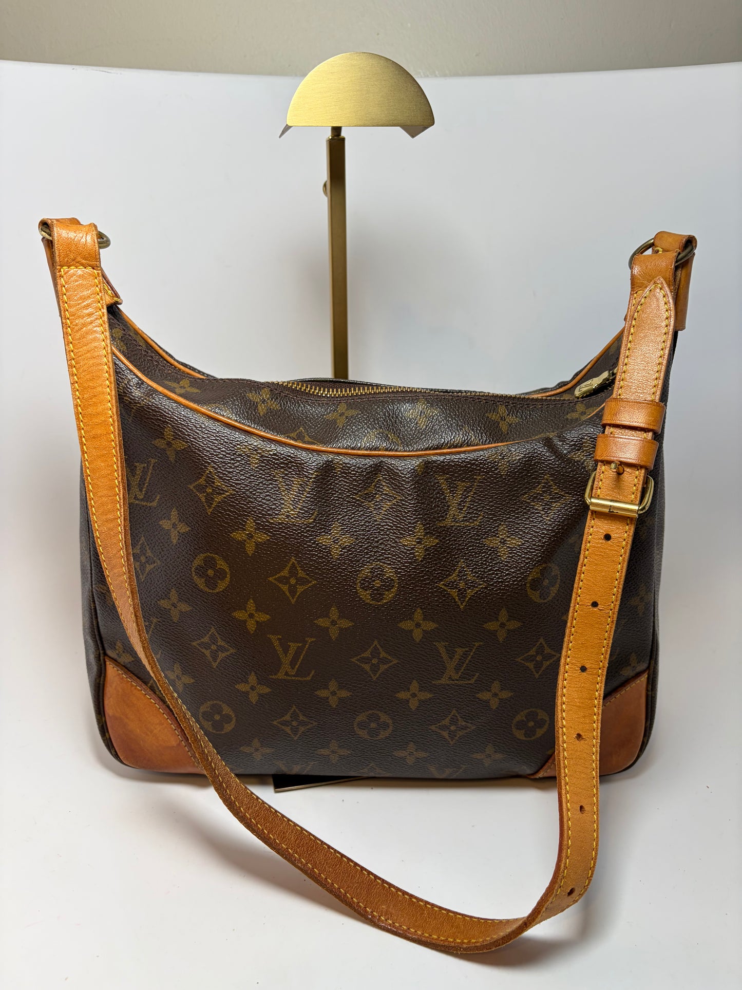 Louis Vuitton Boulogne 30 Monogram Shoulder Bag