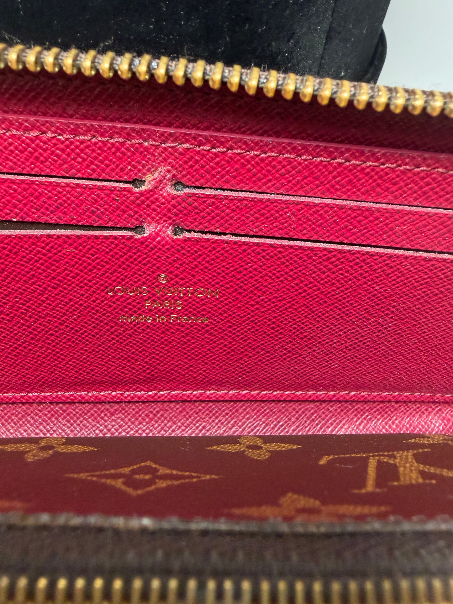 Louis Vuitton Clémence Wallet Monogram with Fuschia Interior
