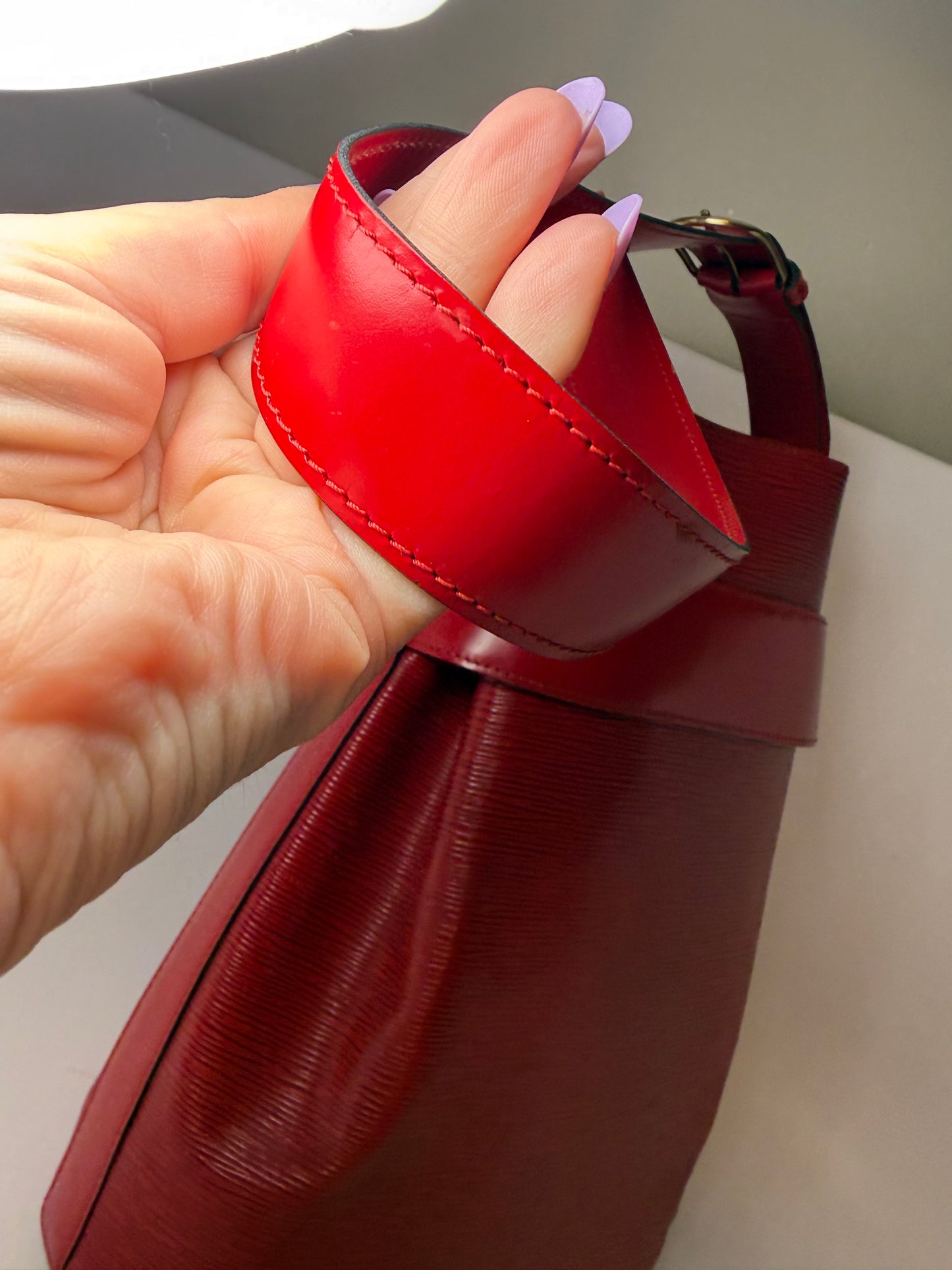 Louis Vuitton Sac D’Epaule GM Castillan Red Epi Leather Shoulder Bag