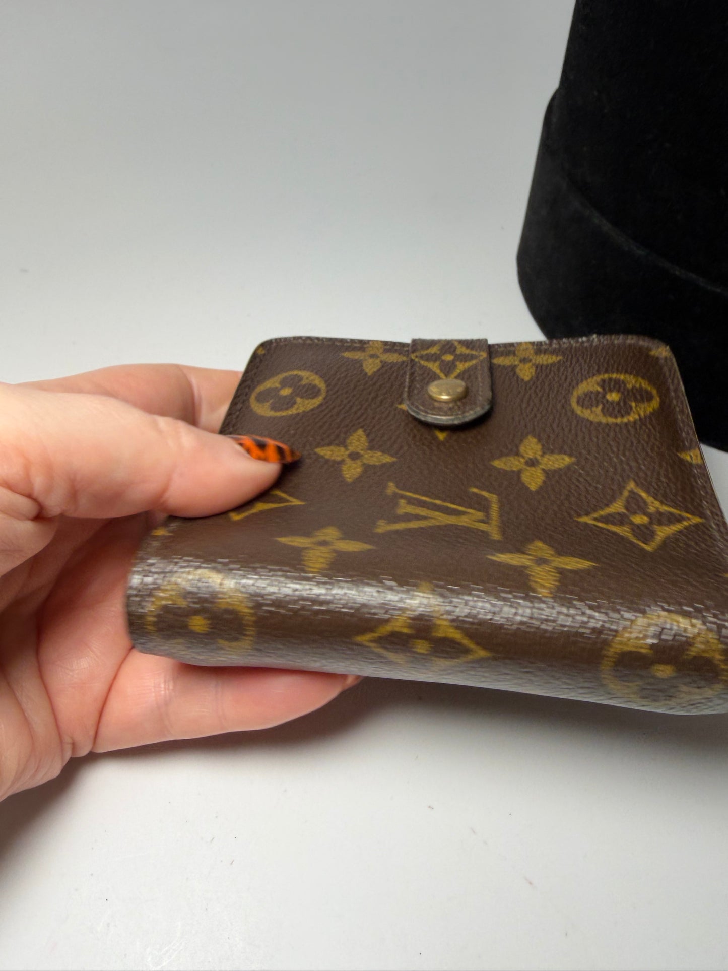 Louis Vuitton Monogram Zippy Compact Wallet Date code
