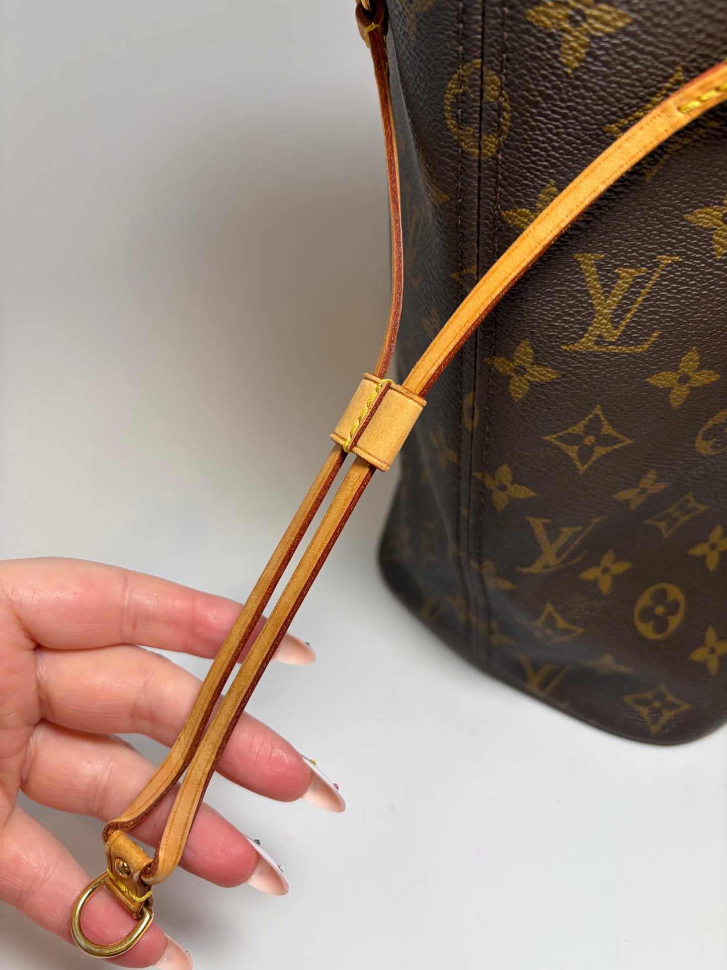 Louis Vuitton Neverfull MM Monogram Tote