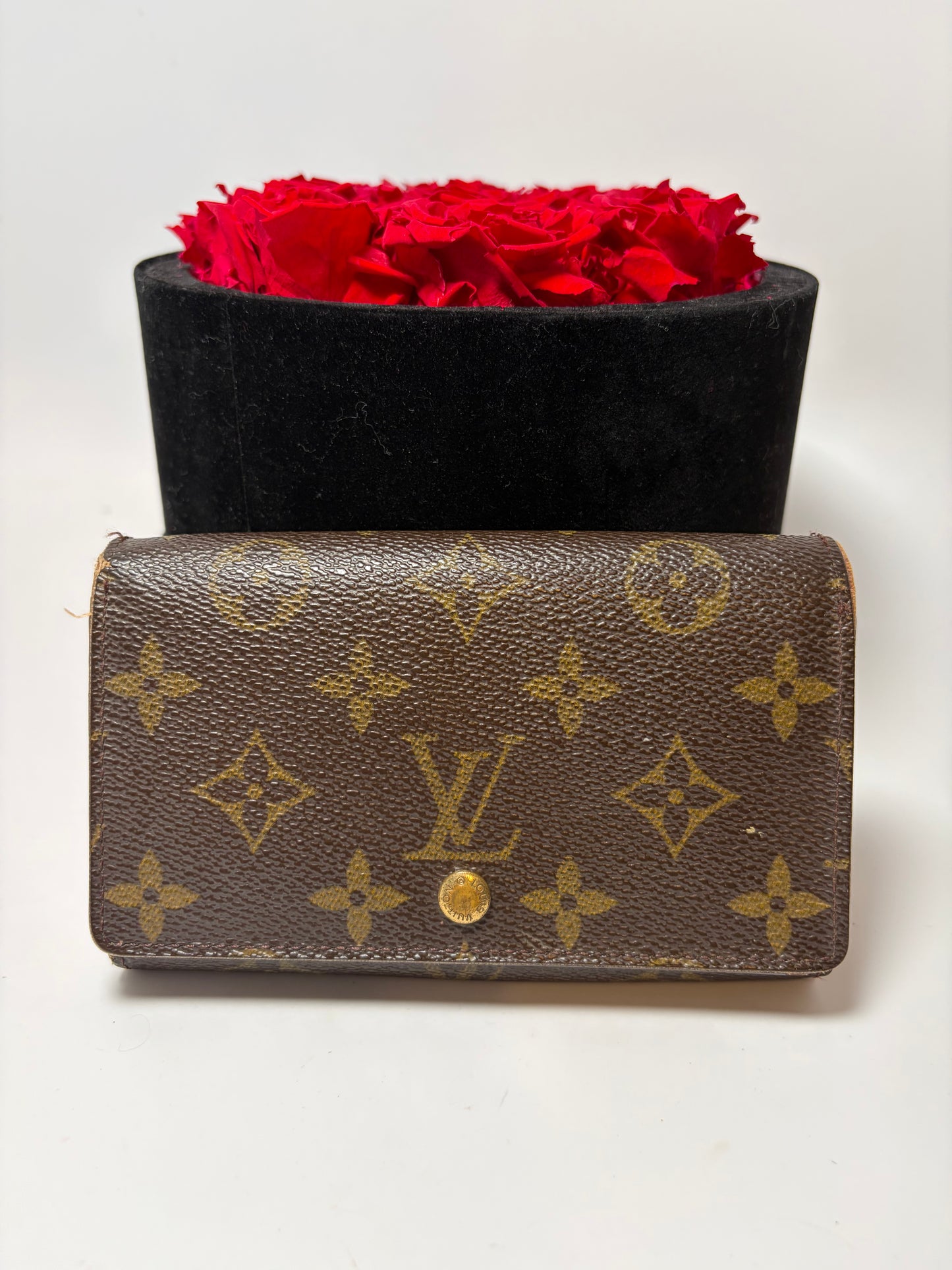 Louis Vuitton Porte Monnaie Billets Tressor Monogram Wallet