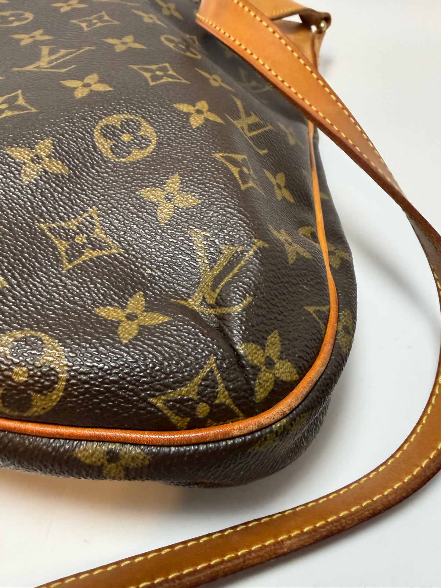 Louis Vuitton Odeon MM Crossbody