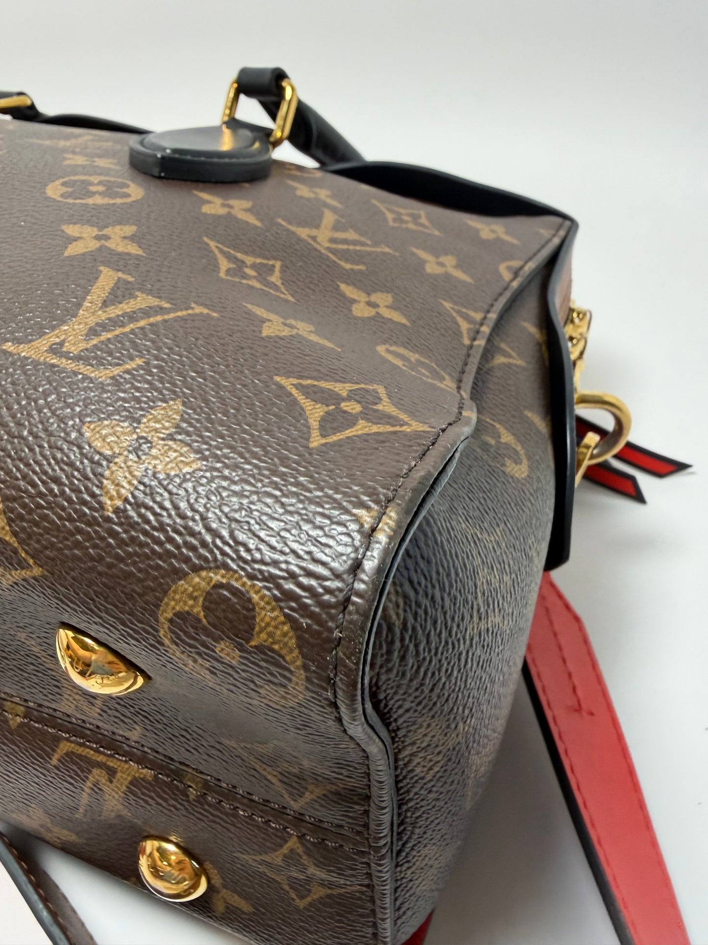 Louis Vuitton Tuileries Monogram Handbag/Shoulder Bag Monogram