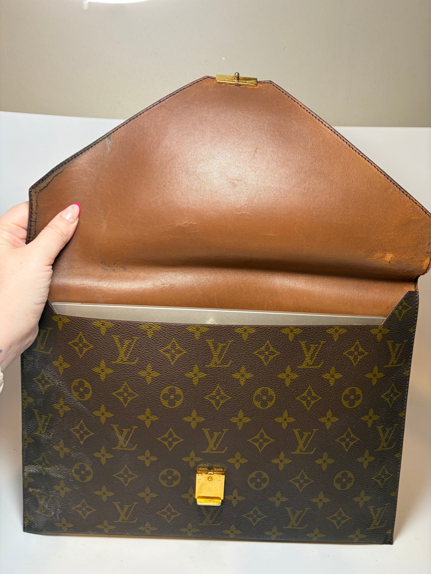 Louis Vuitton Monogram Poche Plate Envelope Clutch/Laptop Holder/Document Holder Vintage