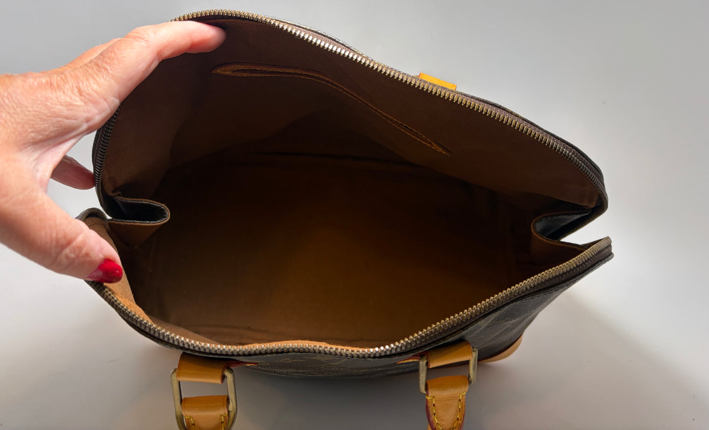 Louis Vuitton Alma PM Monogram
