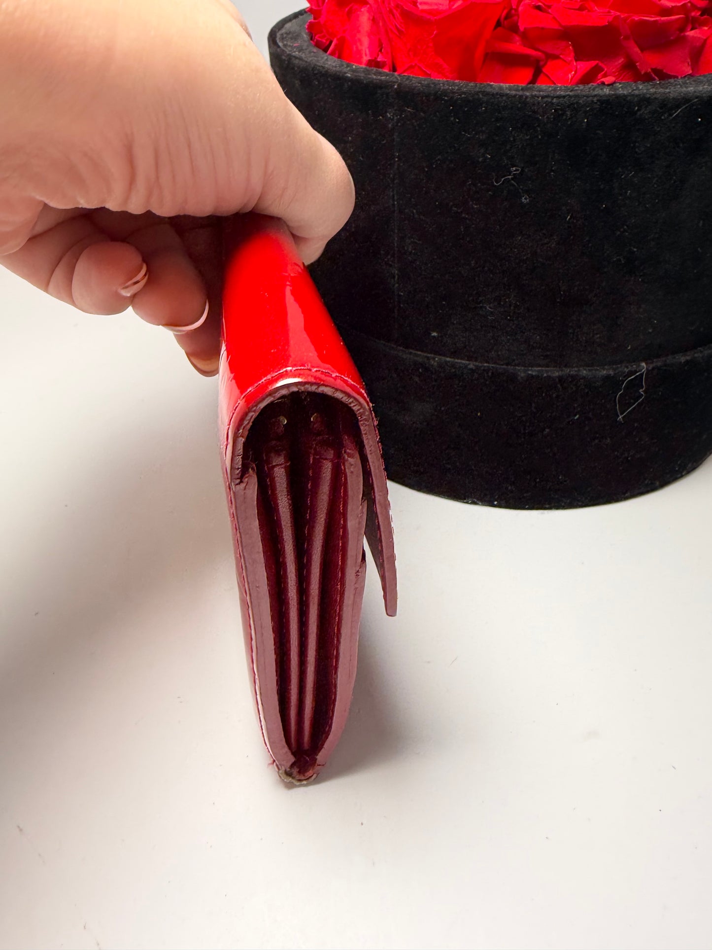 Louis Vuitton Sarah Red Vernis Monogram Wallet