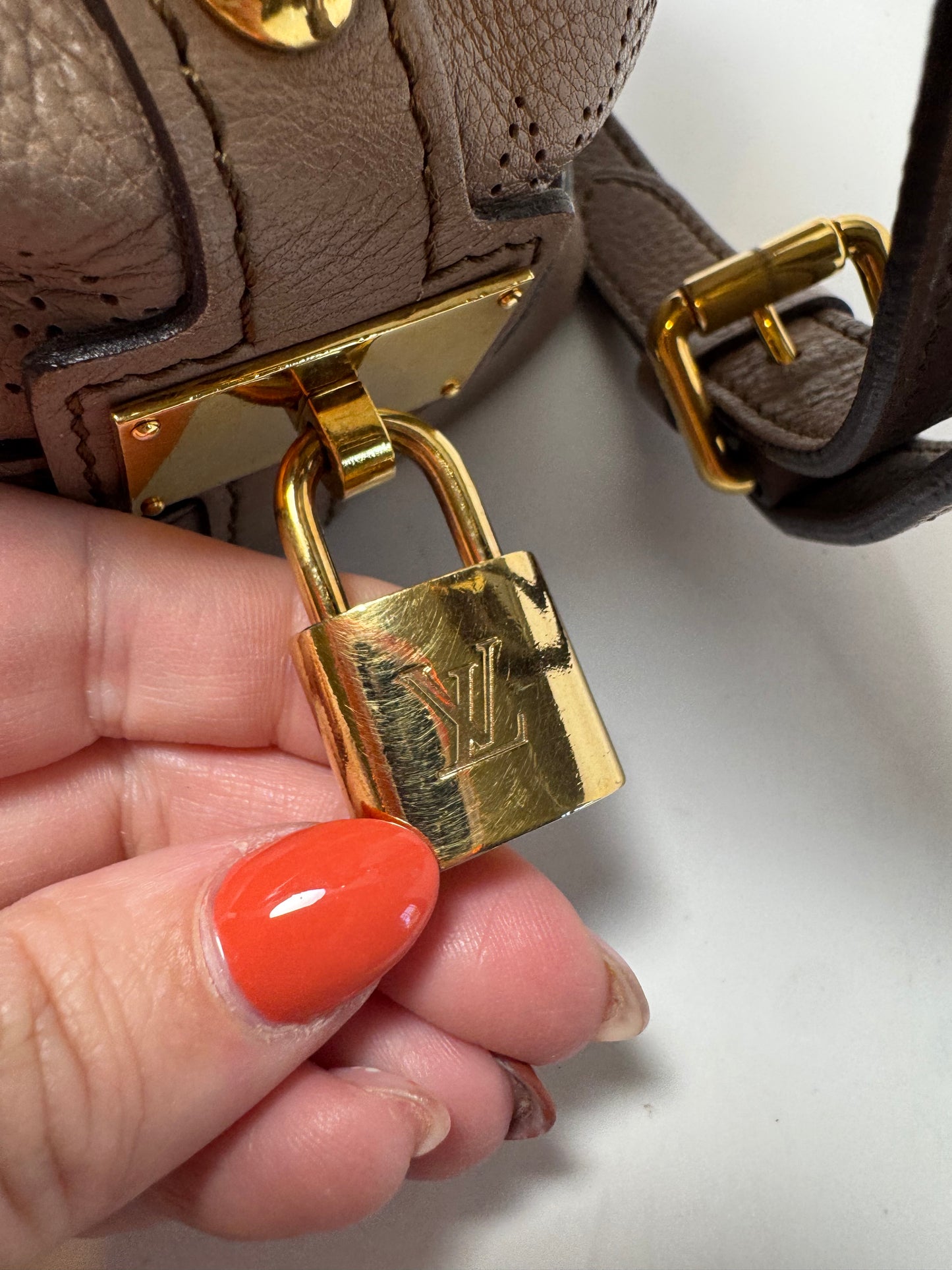 Louis Vuitton Mahina Stellar PM