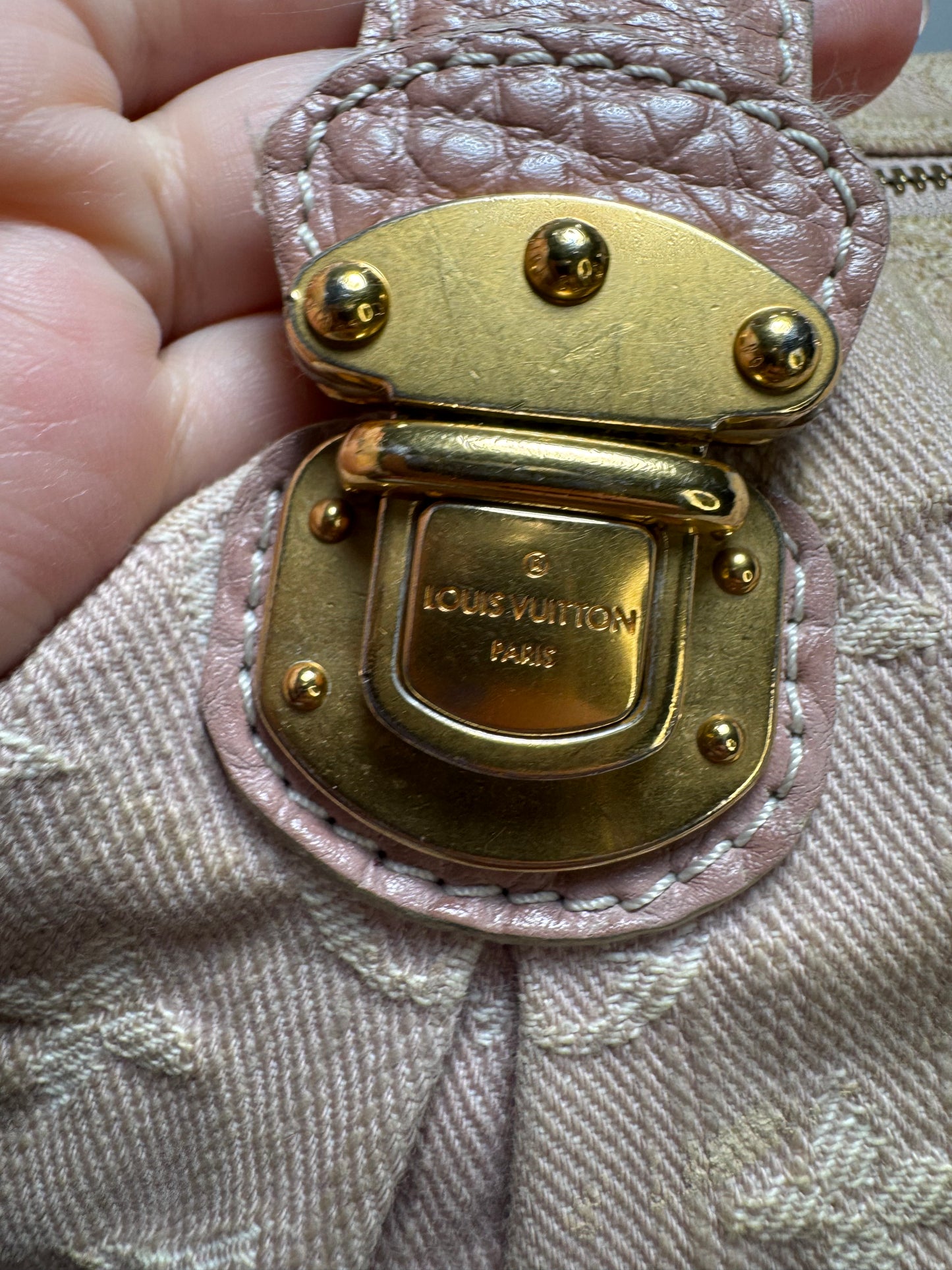 Louis Vuitton Rose Denim Monogram Slightly Shoulder Bag/Crossbody