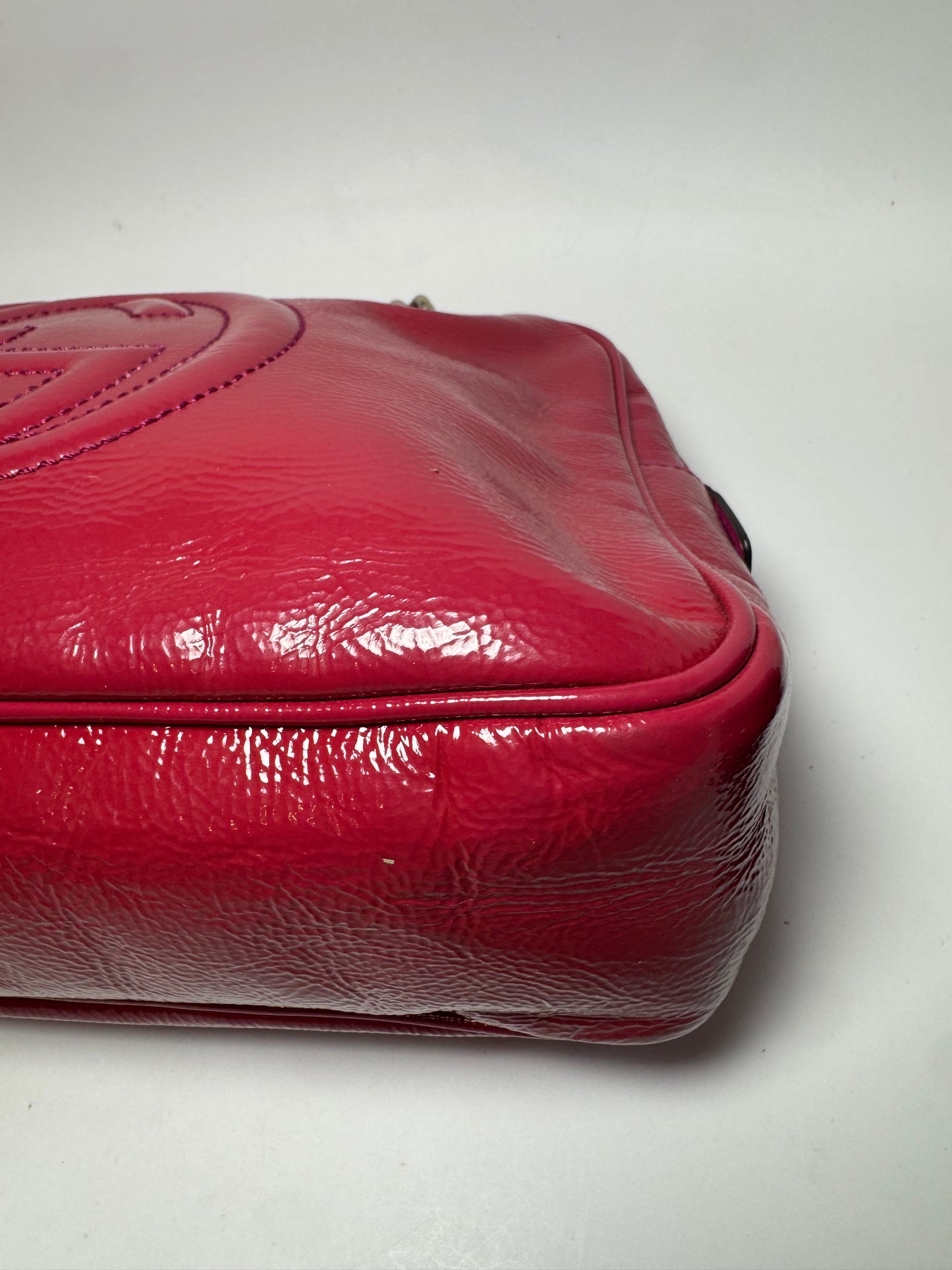 Gucci Raspberry Pink Soho Chain Strap Patent Leather