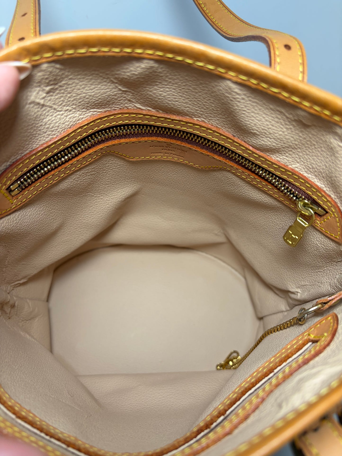 Louis Vuitton Petit Bucket PM Monogram Tote/Shoulder Bag