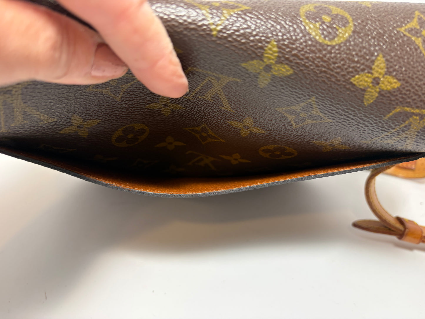 Louis Vuitton Saint Cloud GM monogram crossbody pre date code