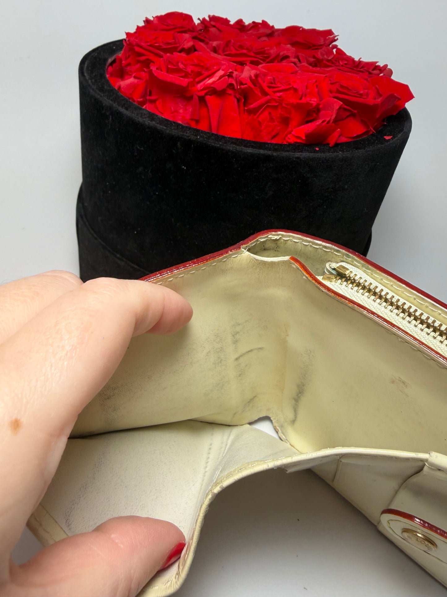 Louis Vuitton Suhali Compact Leather Ivory Wallet