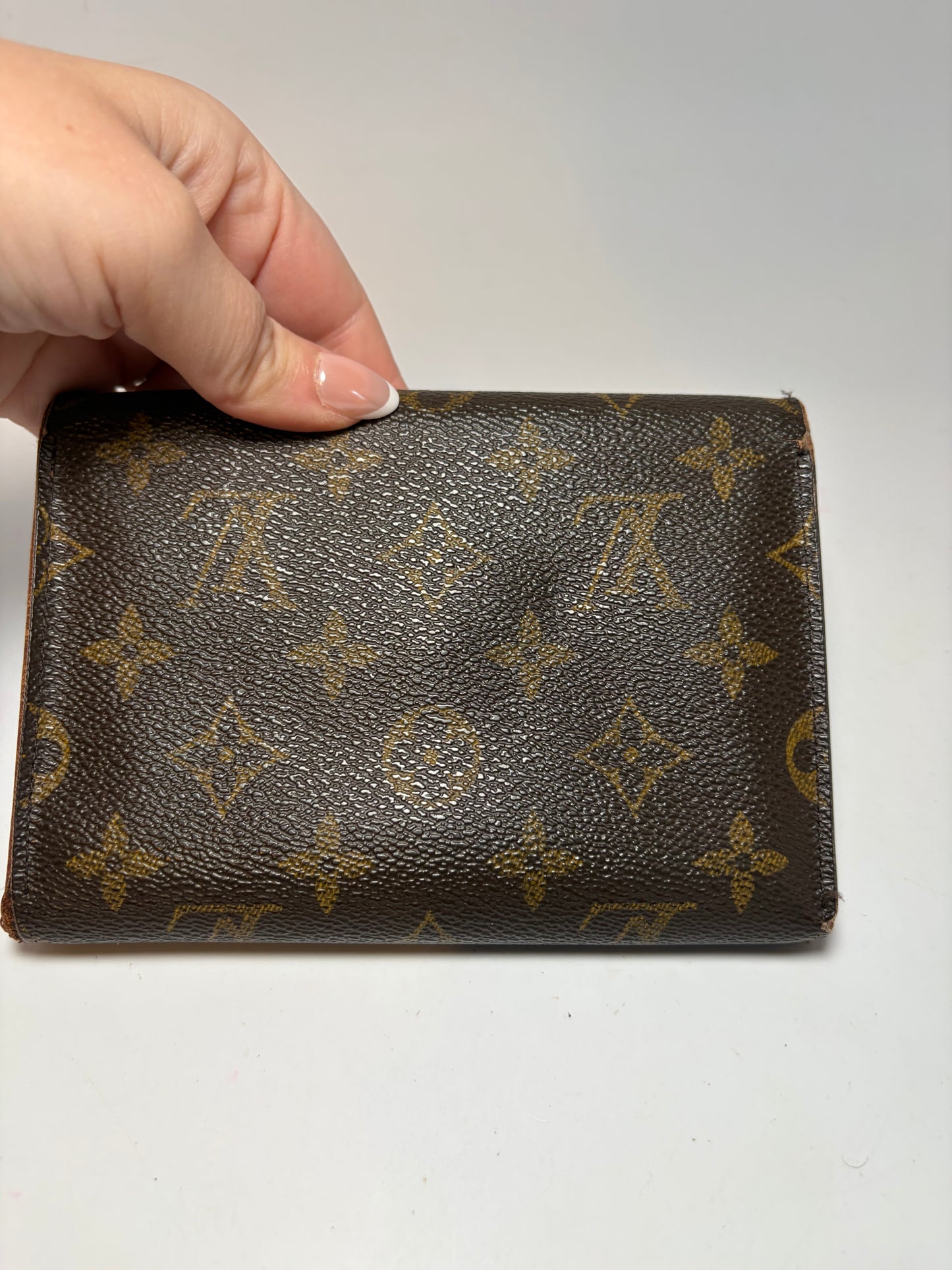 Louis Vuitton Porte Tressor Etui Papier Passport Wallet Monogram