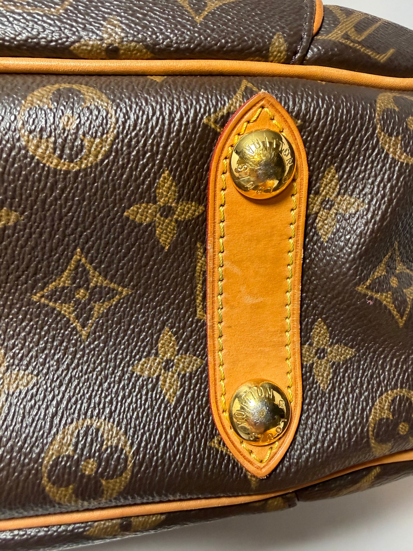 Louis Vuitton Galleria PM Monogram Shoulder Bag with COA