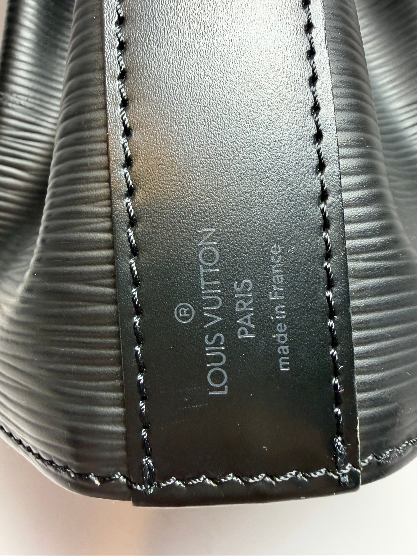 Louis Vuitton Sac D’Epaule PM Black Epi Leather Shoulder Bag