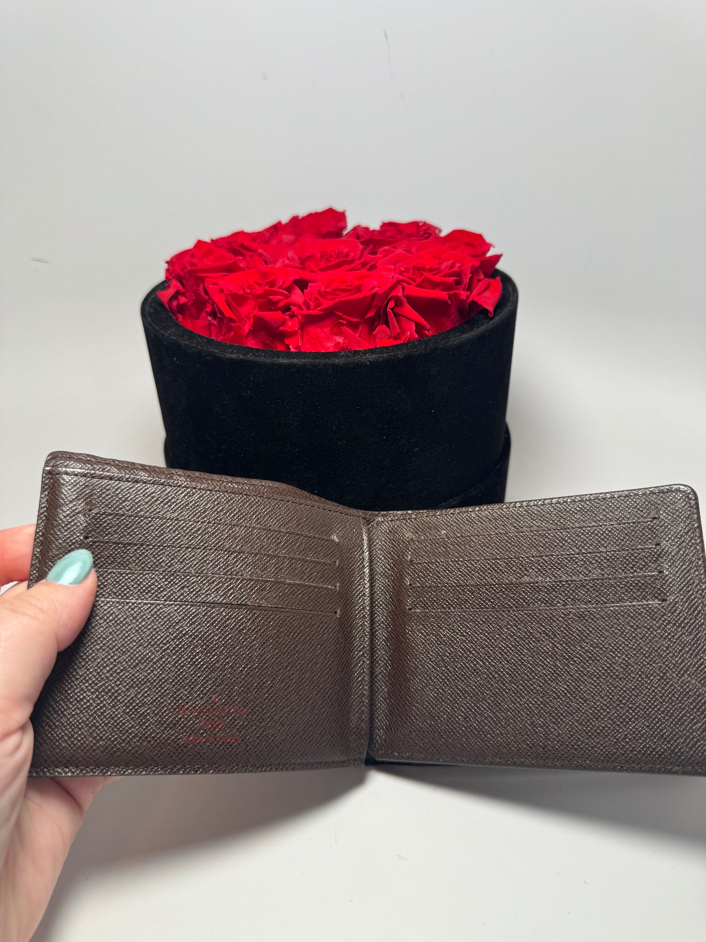 Louis Vuitton Damier Ebene Florin Bifold Wallet (Unisex)